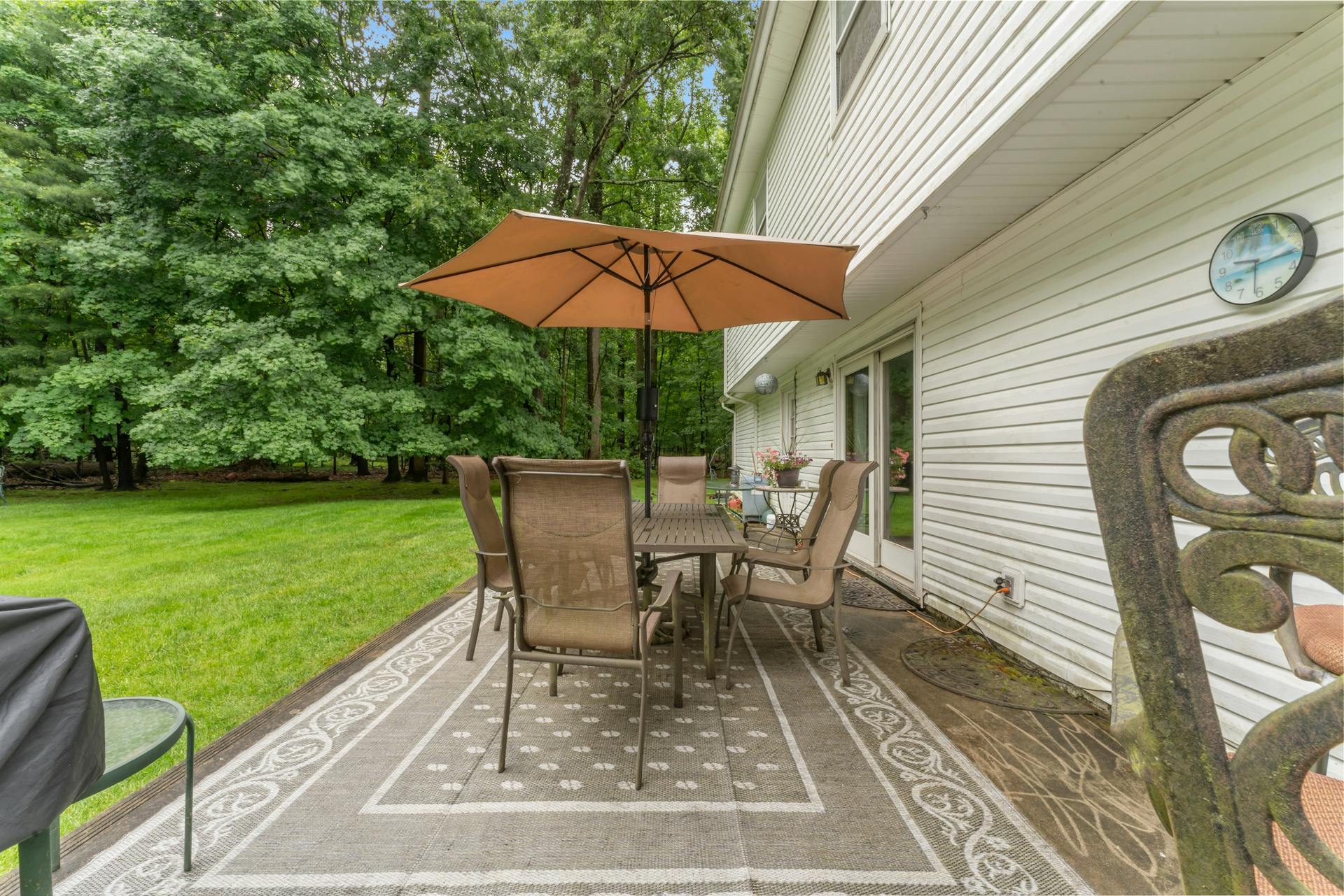 82 West Oakwood Avenue