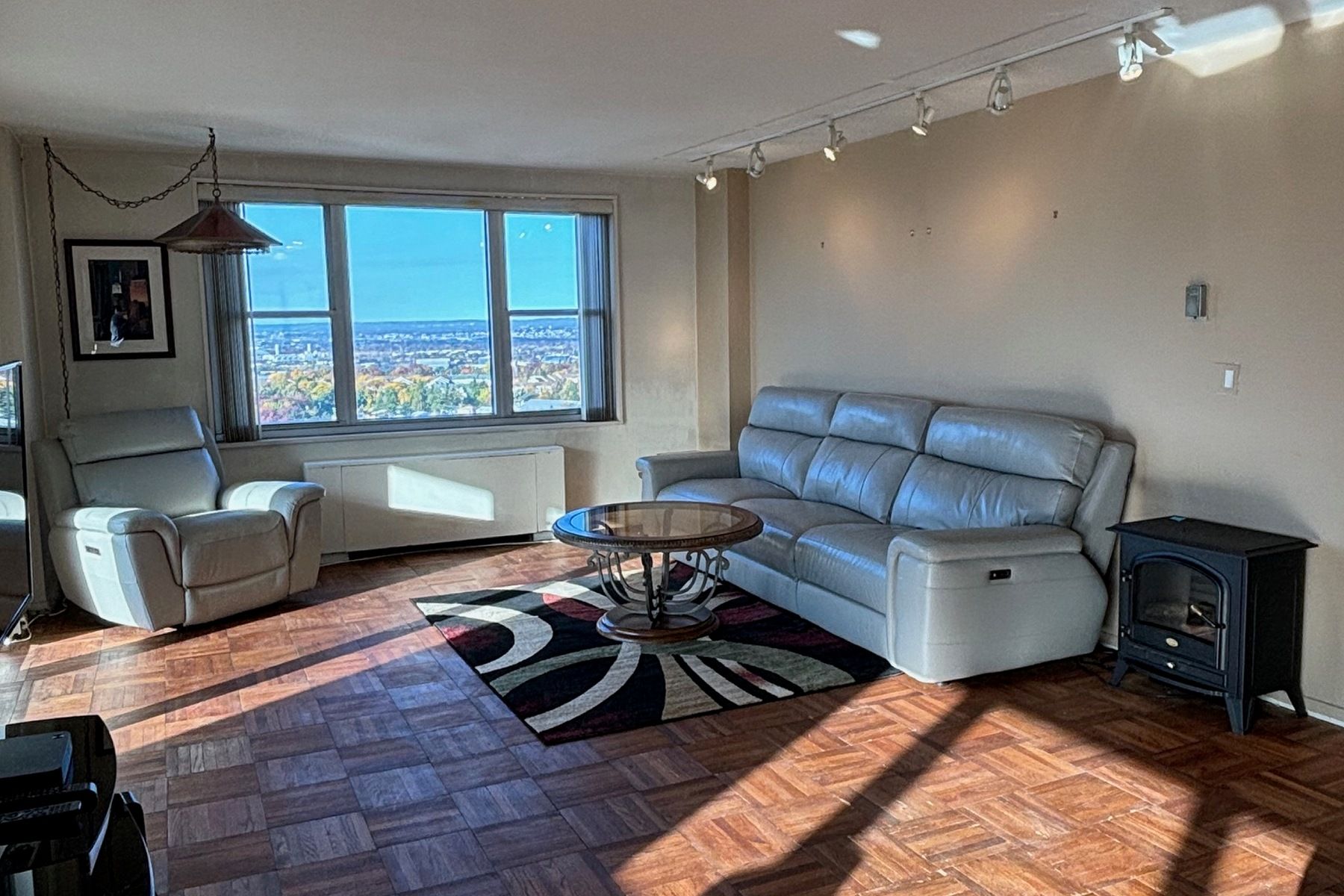2000 Linwood Avenue Unit# 21W