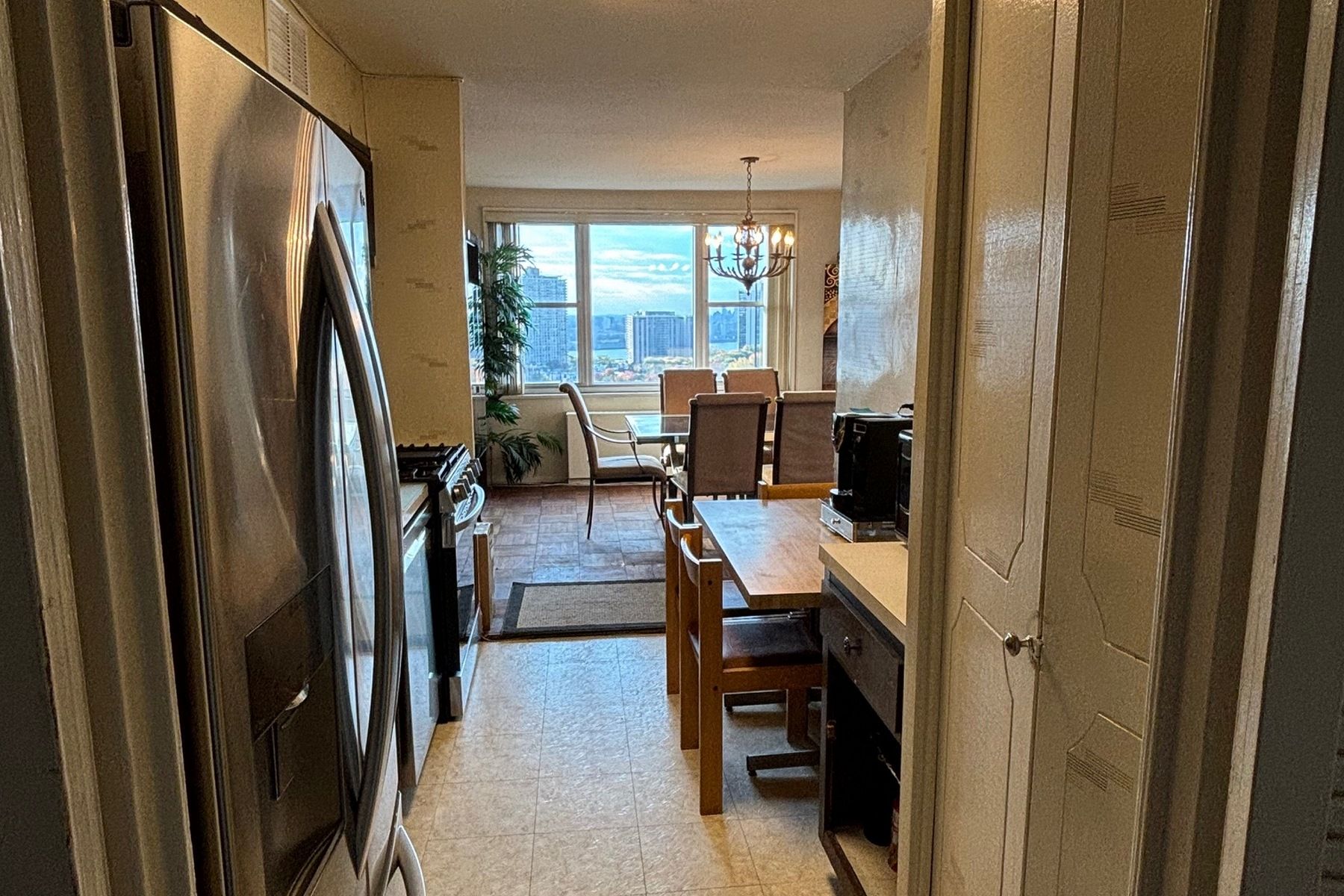 2000 Linwood Avenue Unit# 21W