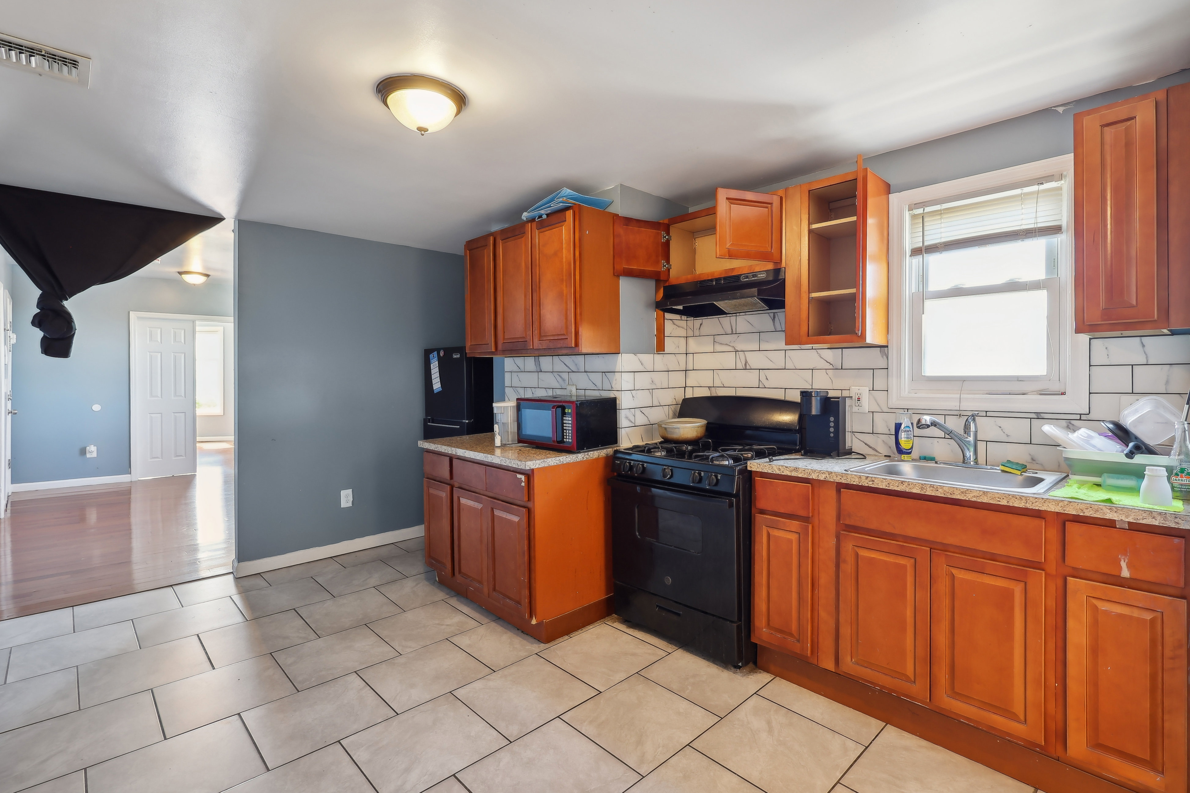 423 South 10th Street 