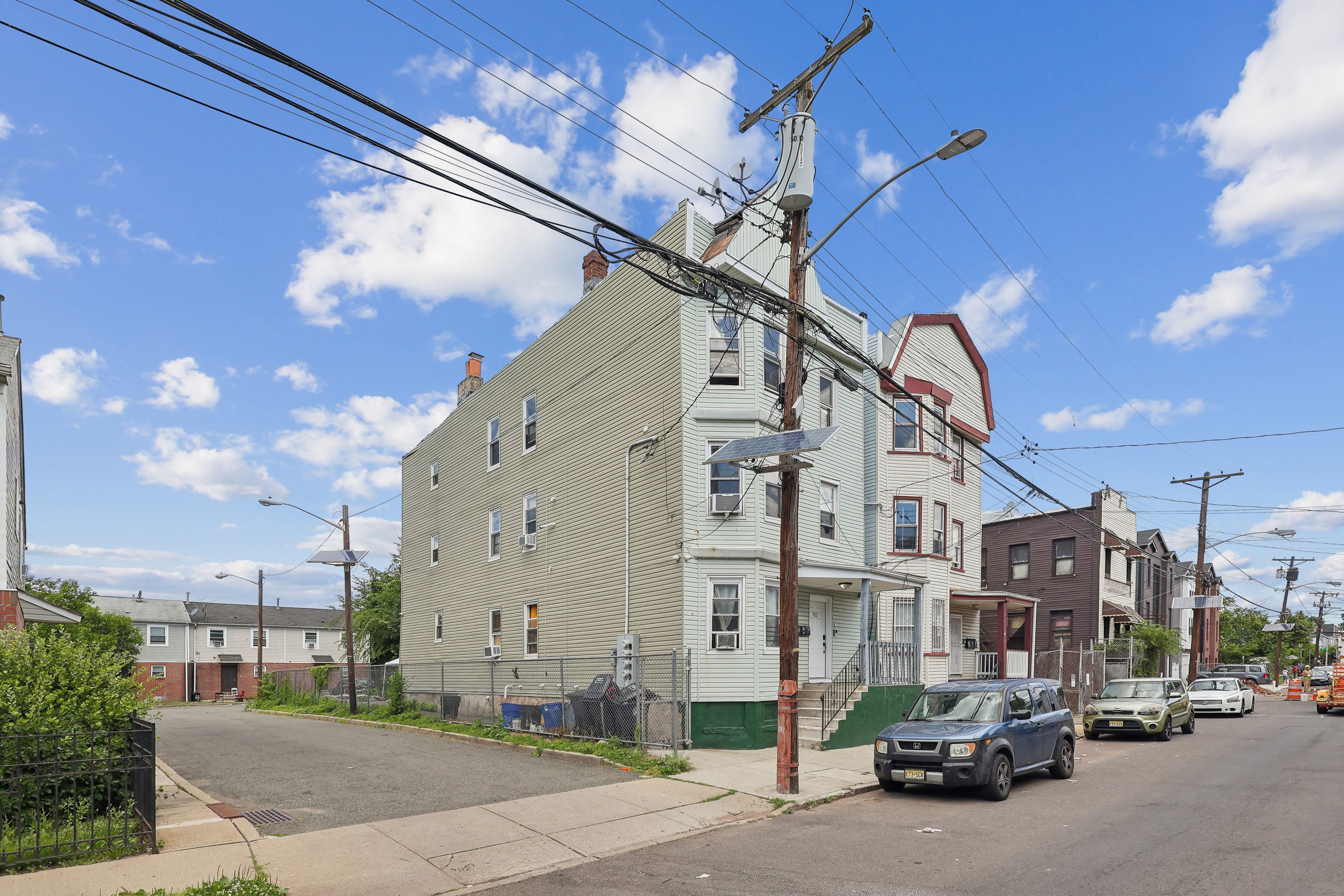 423 South 10th Street 