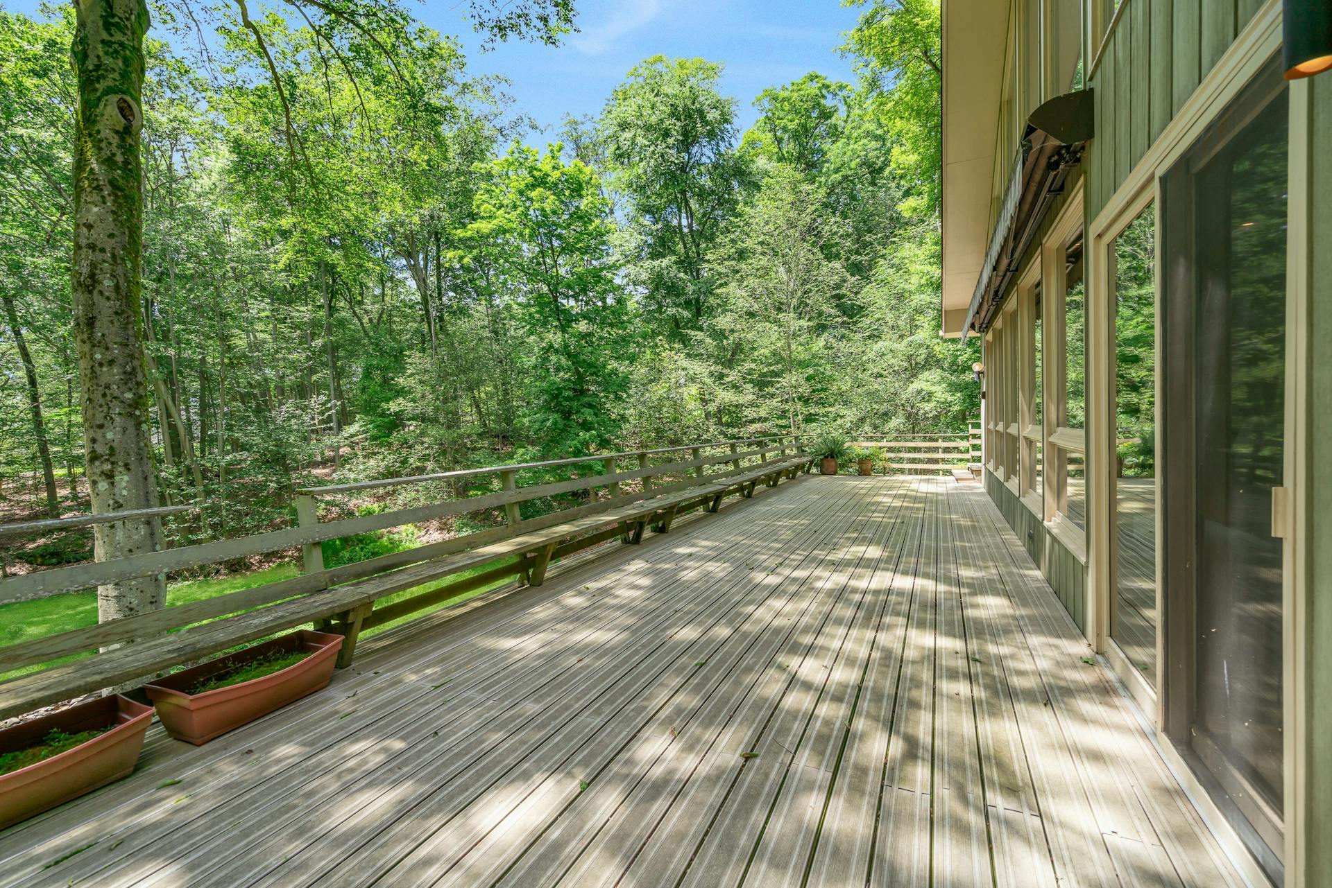 16 Rock Ledge Road 