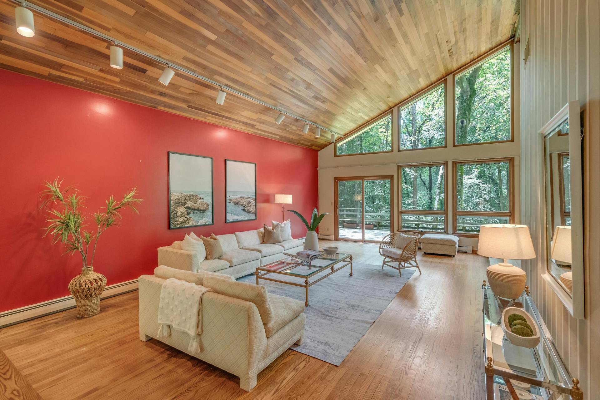 16 Rock Ledge Road 
