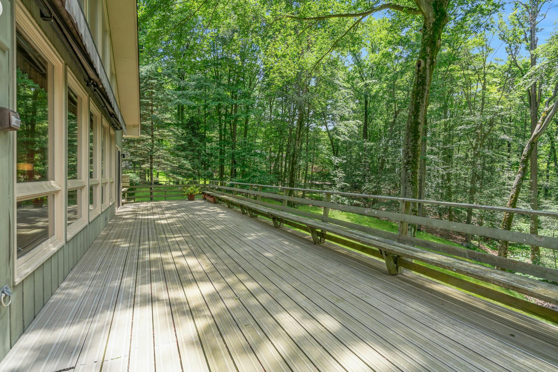 16 Rock Ledge Road 