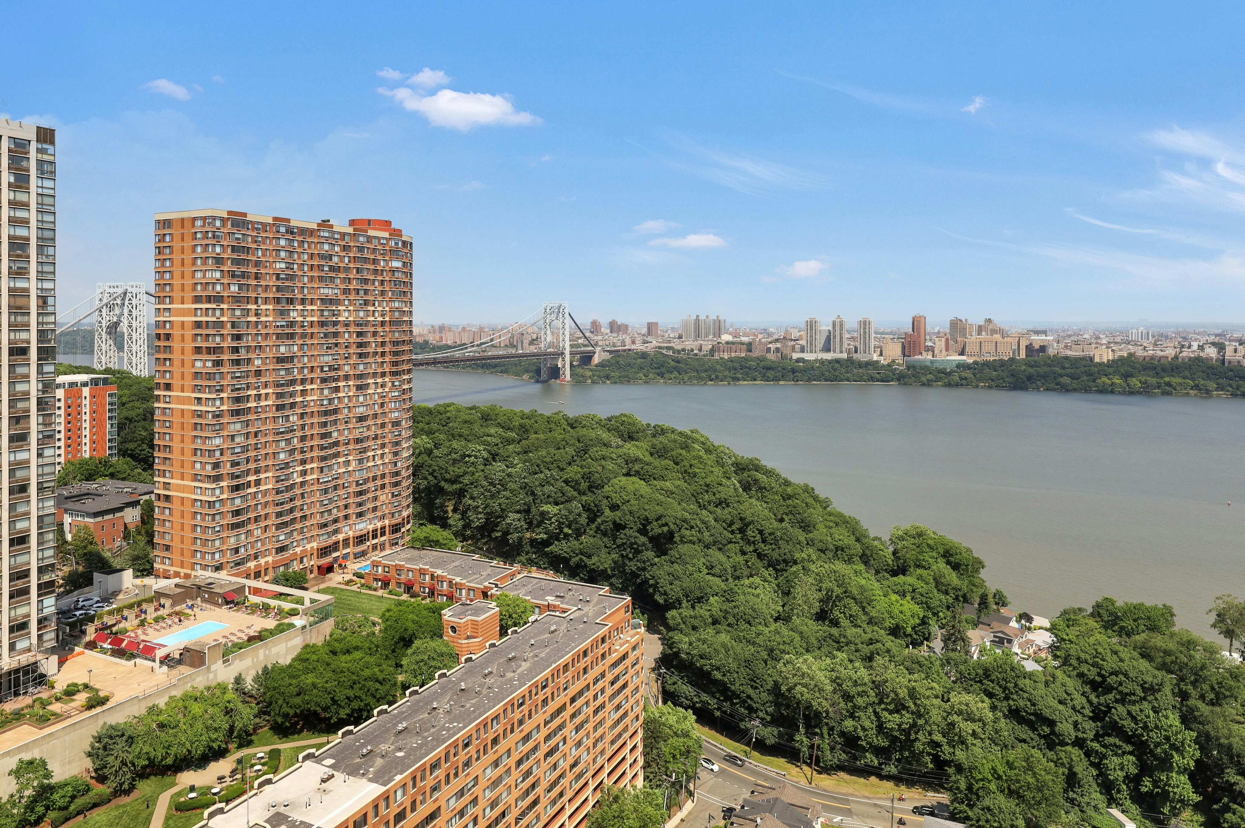 1530 Palisade Avenue Unit# 20H