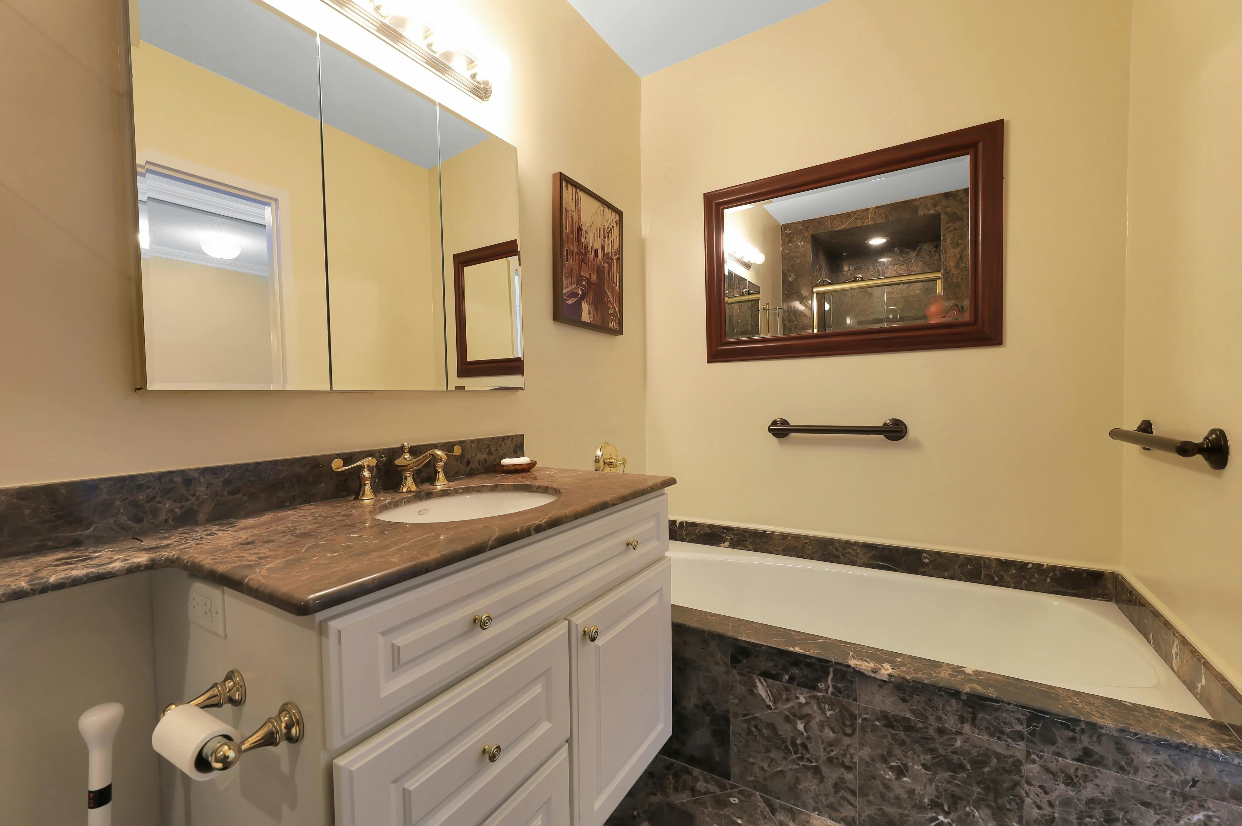 1530 Palisade Avenue Unit# 20H