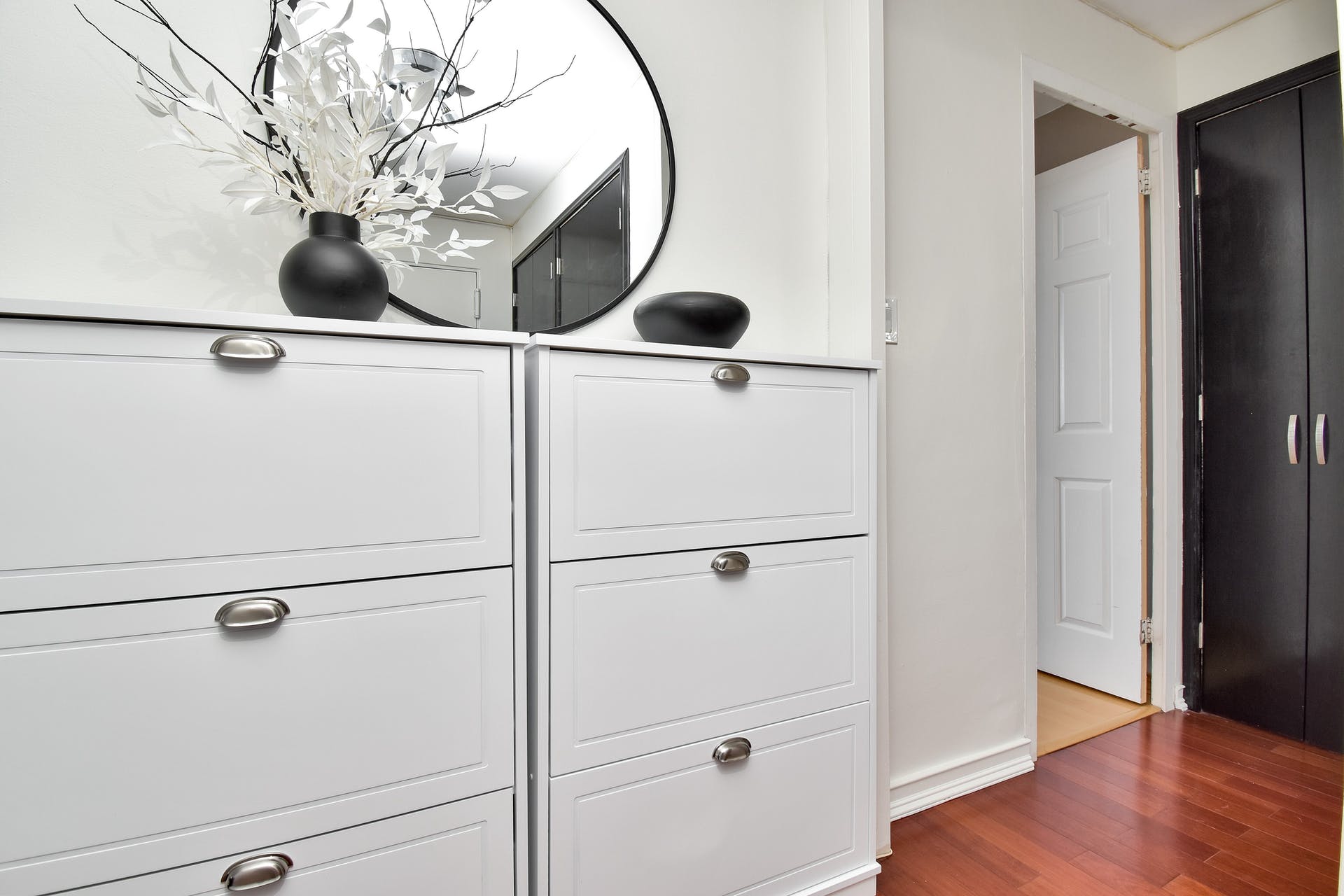 6050 Boulevard East Unit# 8F