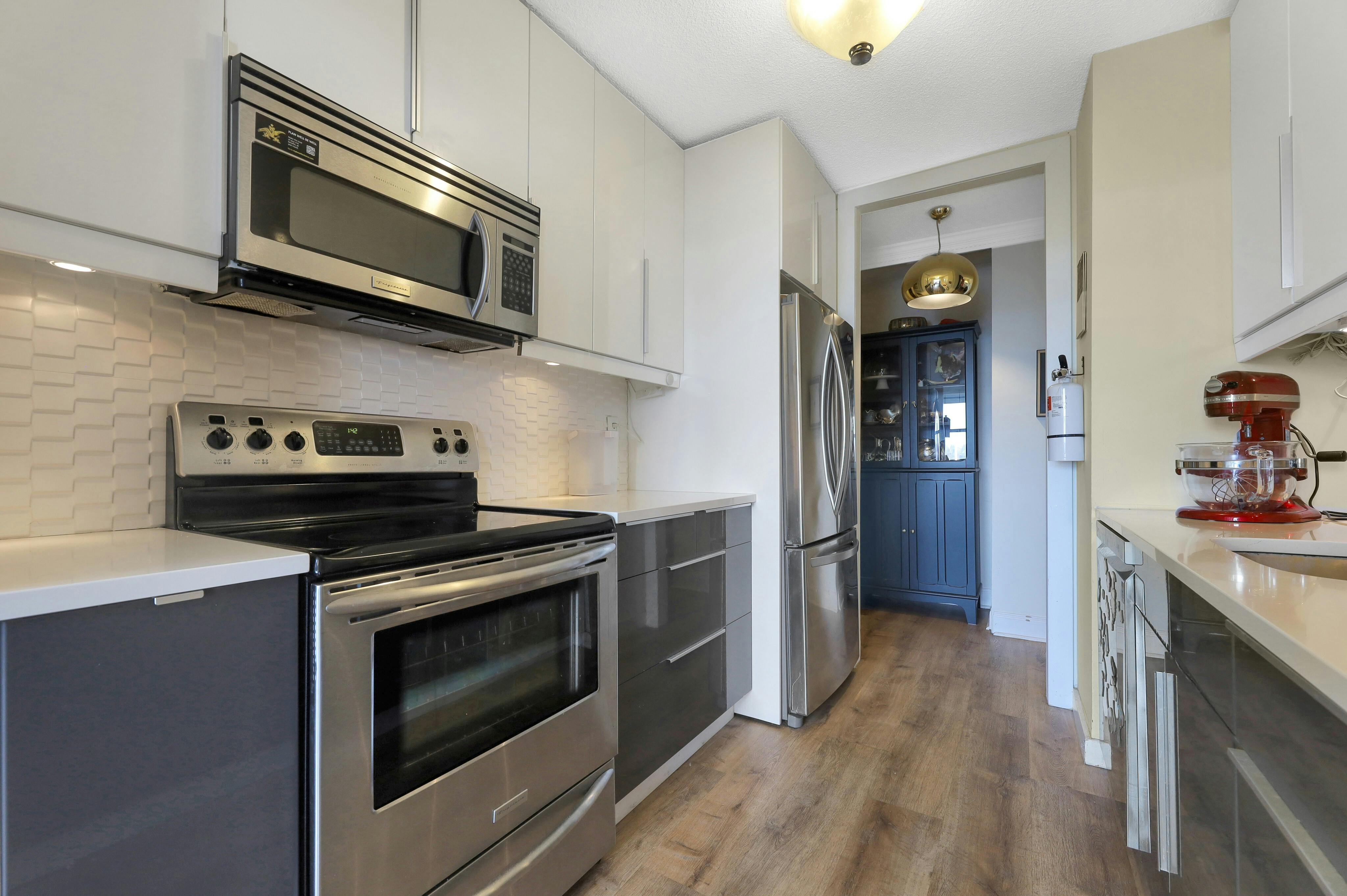 7855 Boulevard East Unit# 6D