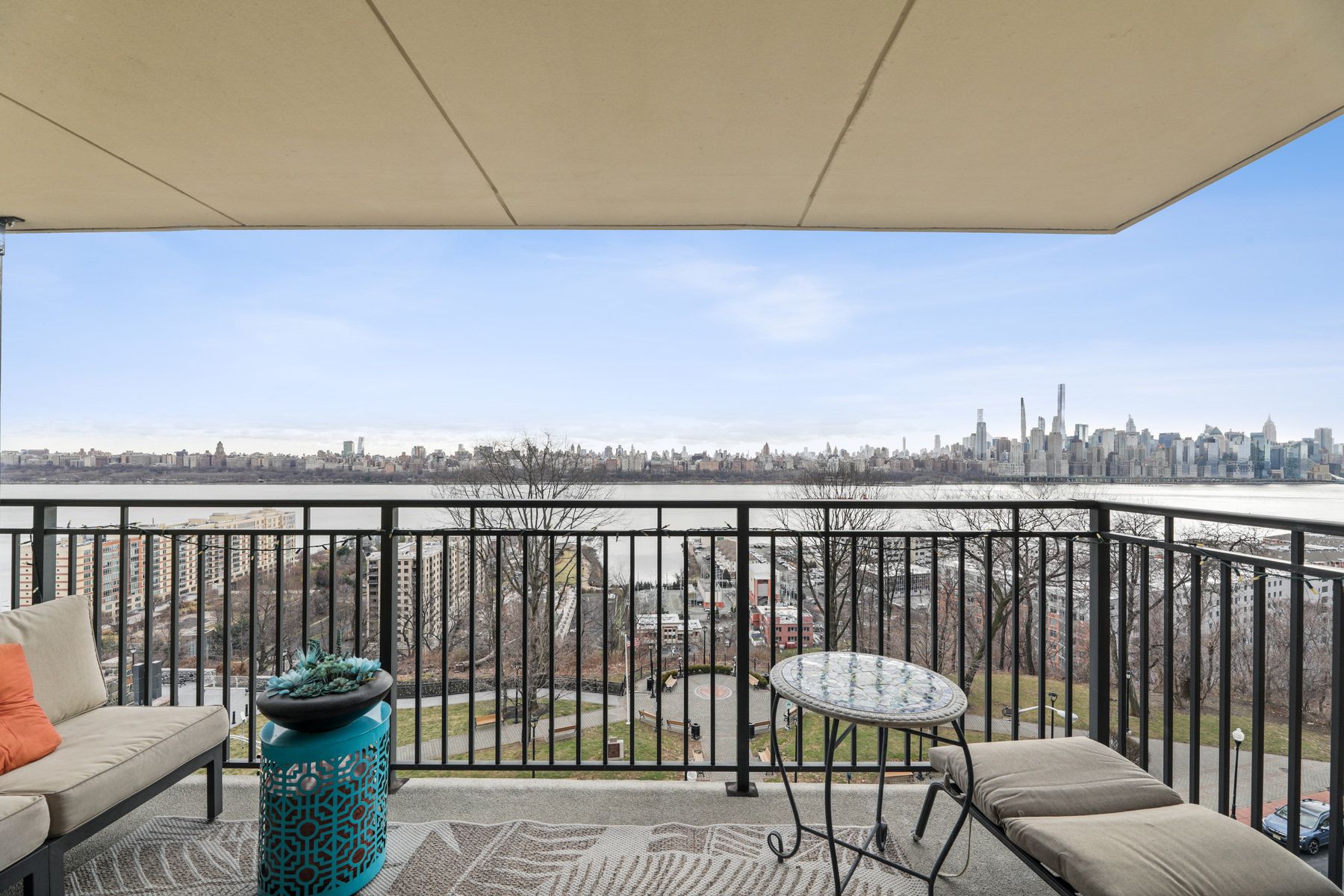7855 Boulevard East Unit# 6D