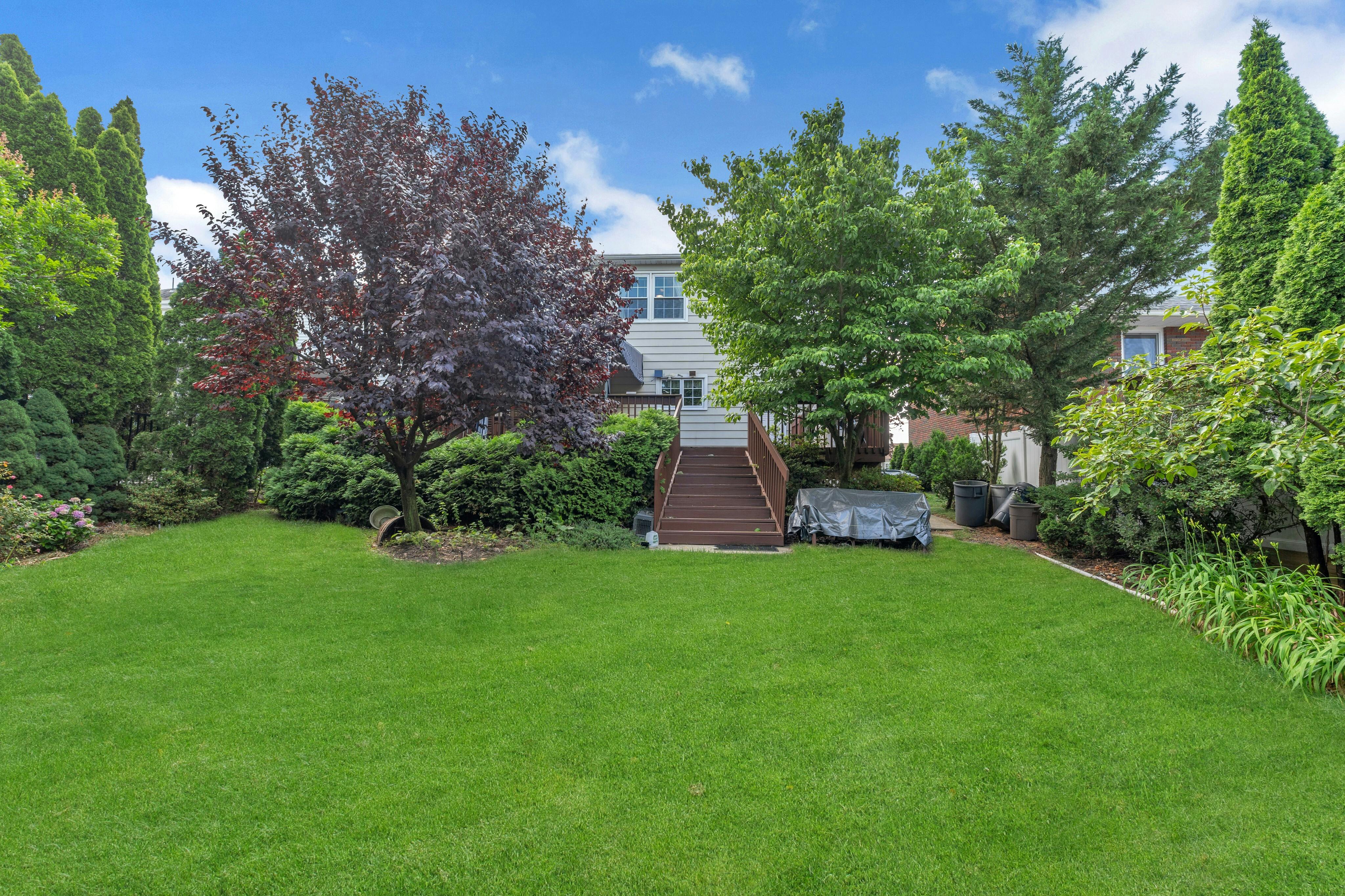 208 Alden Street 