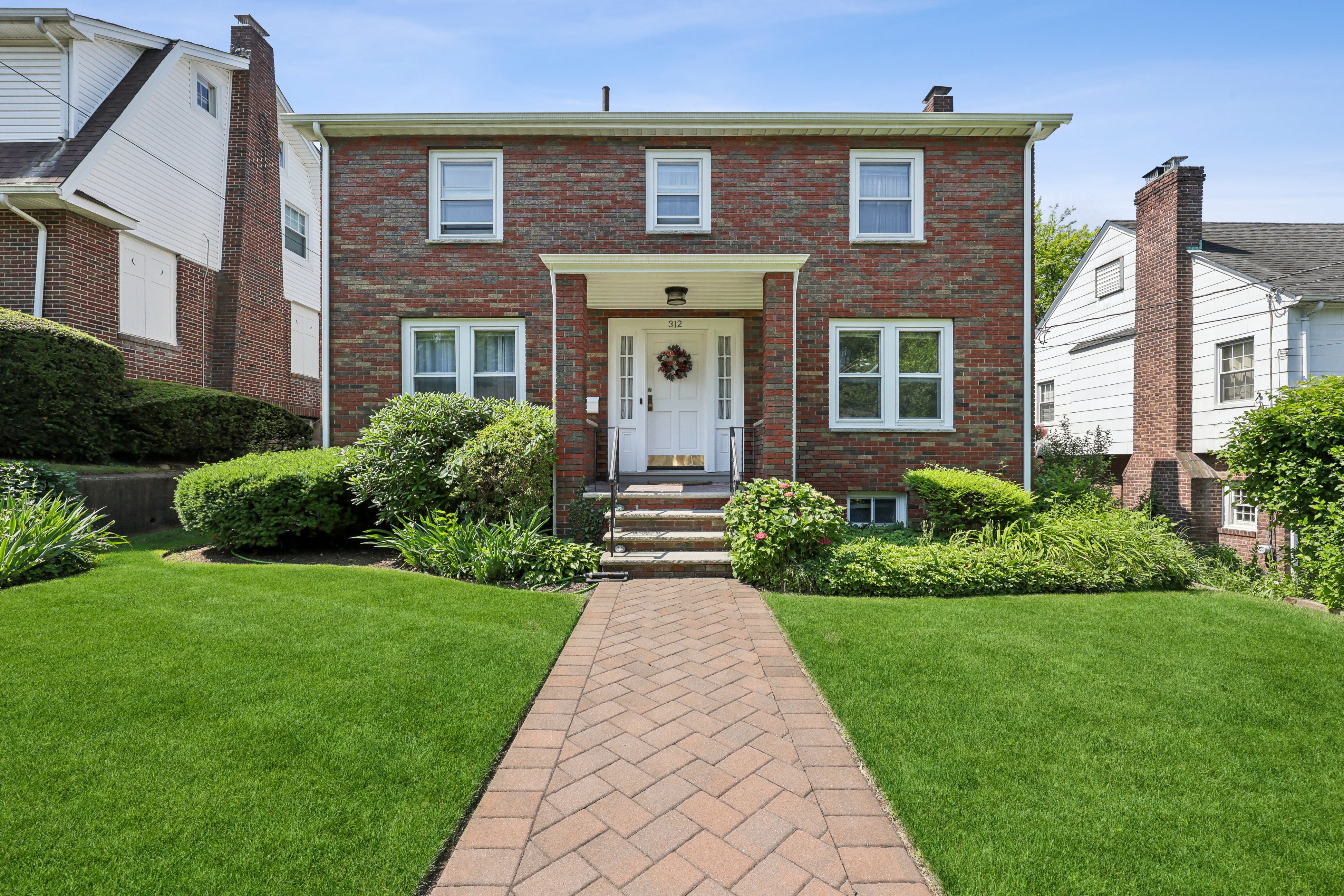 312 Frances Street 