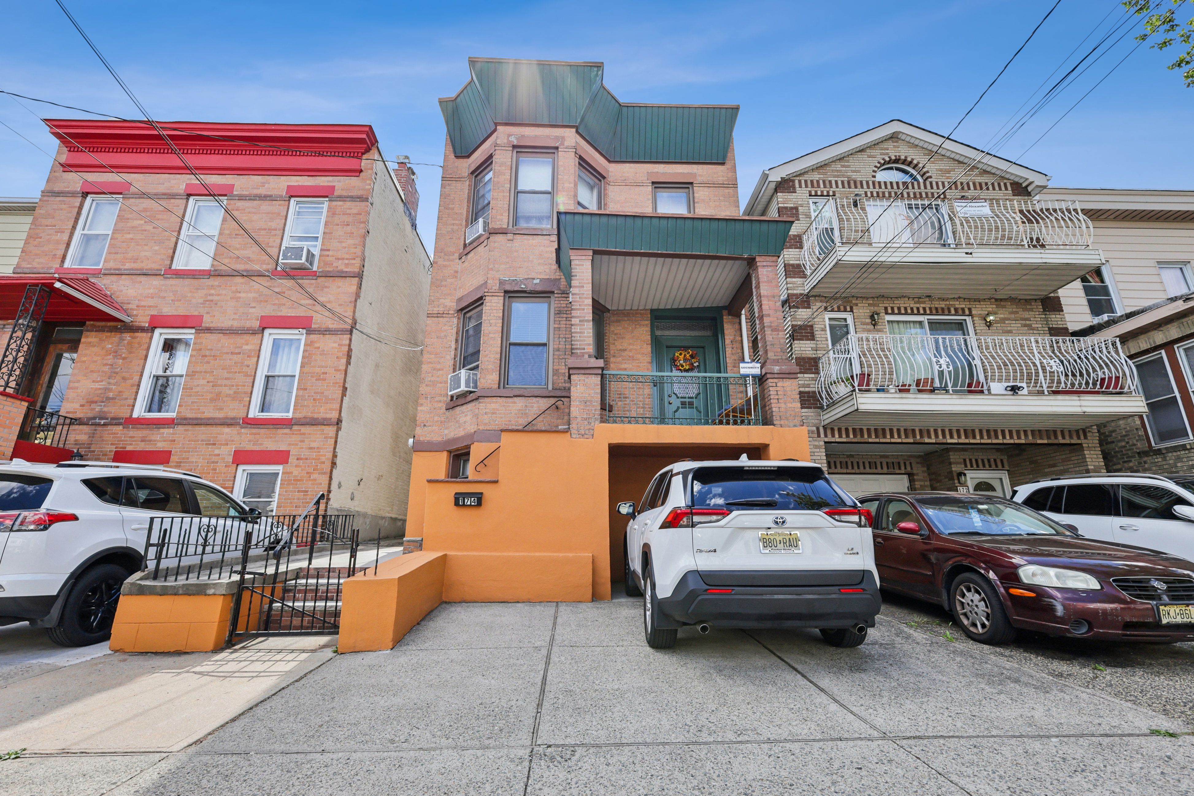 174 Columbia Avenue 