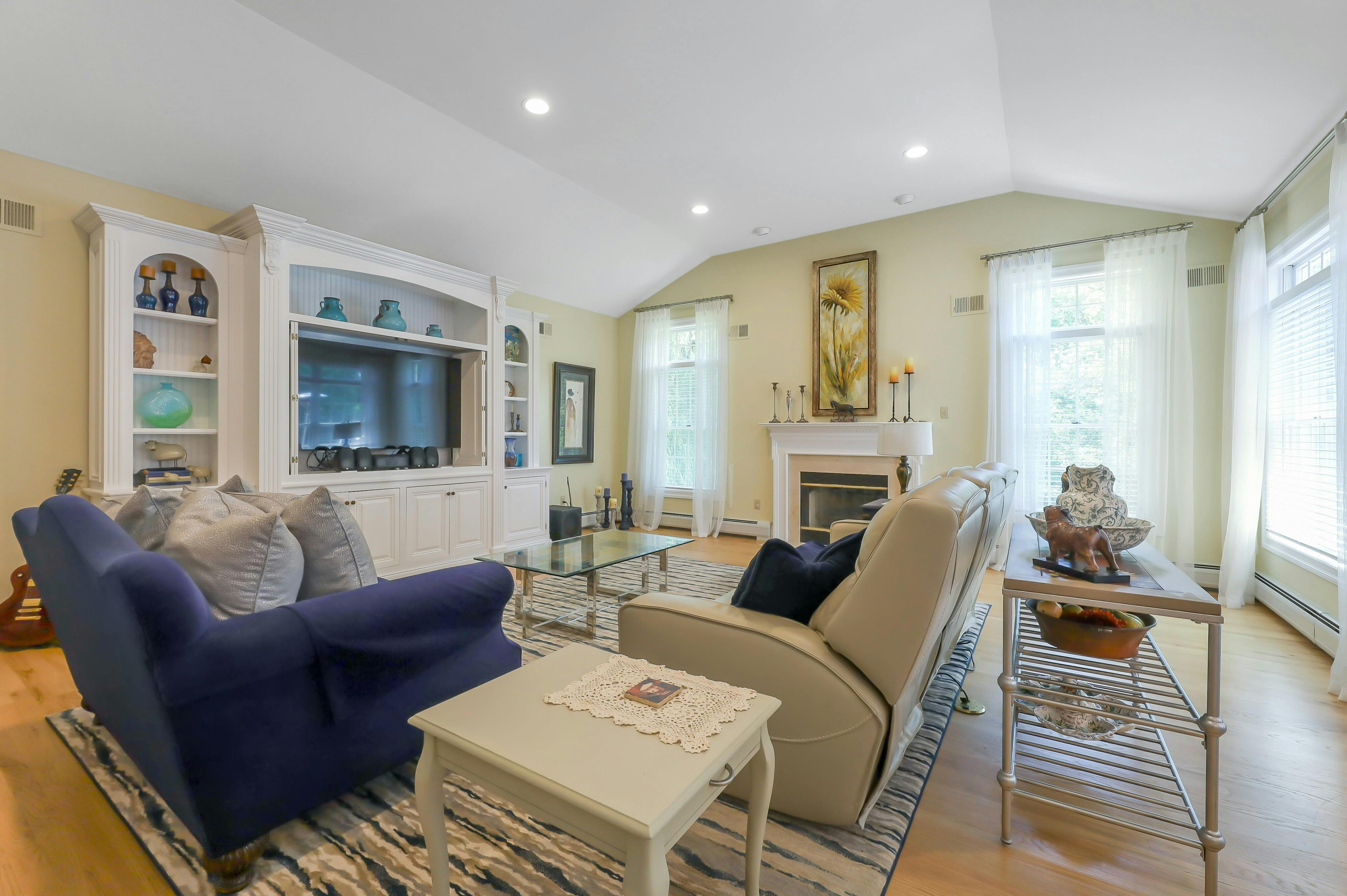 54 Van Blarcom Lane 