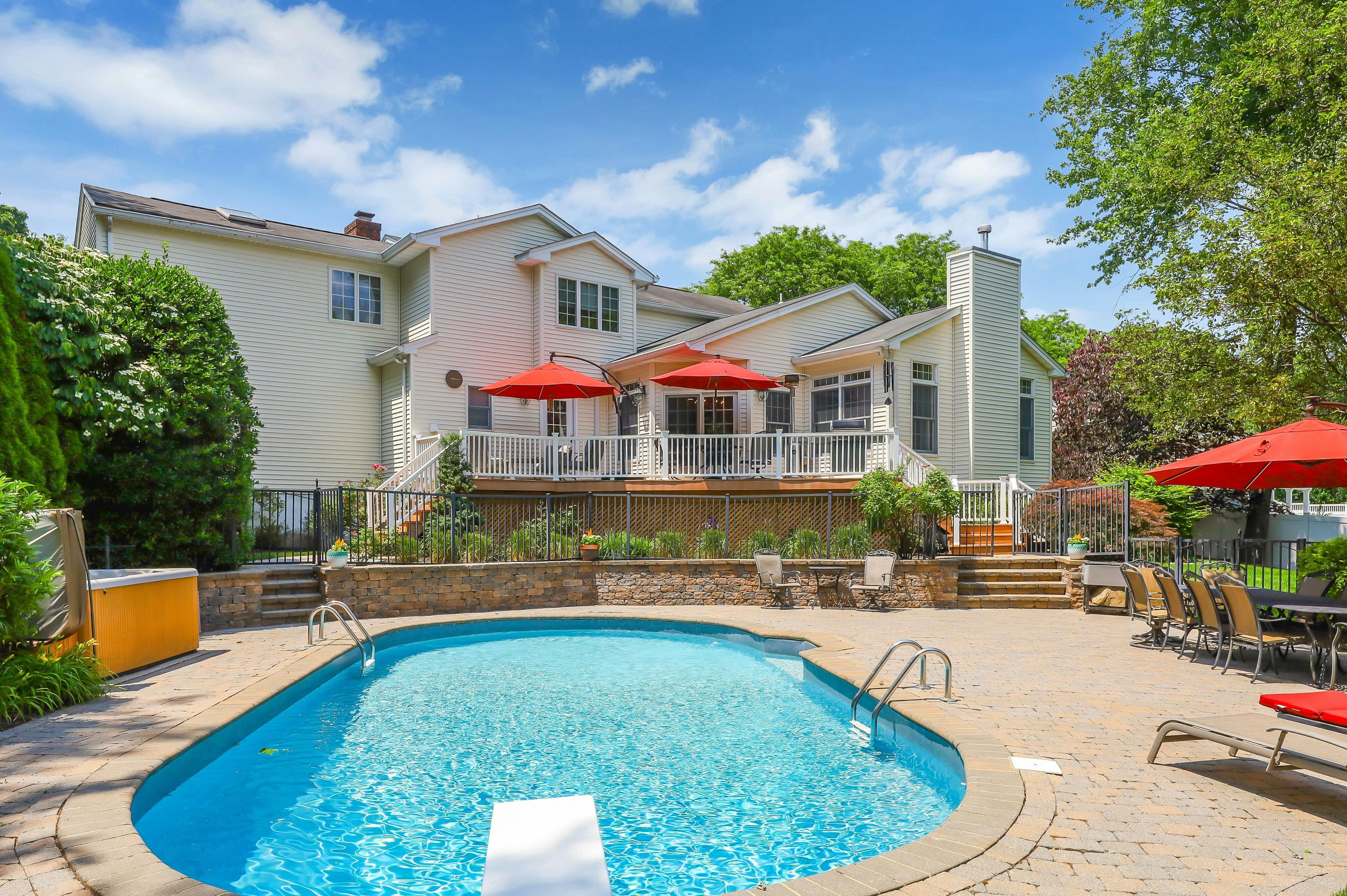 54 Van Blarcom Lane 