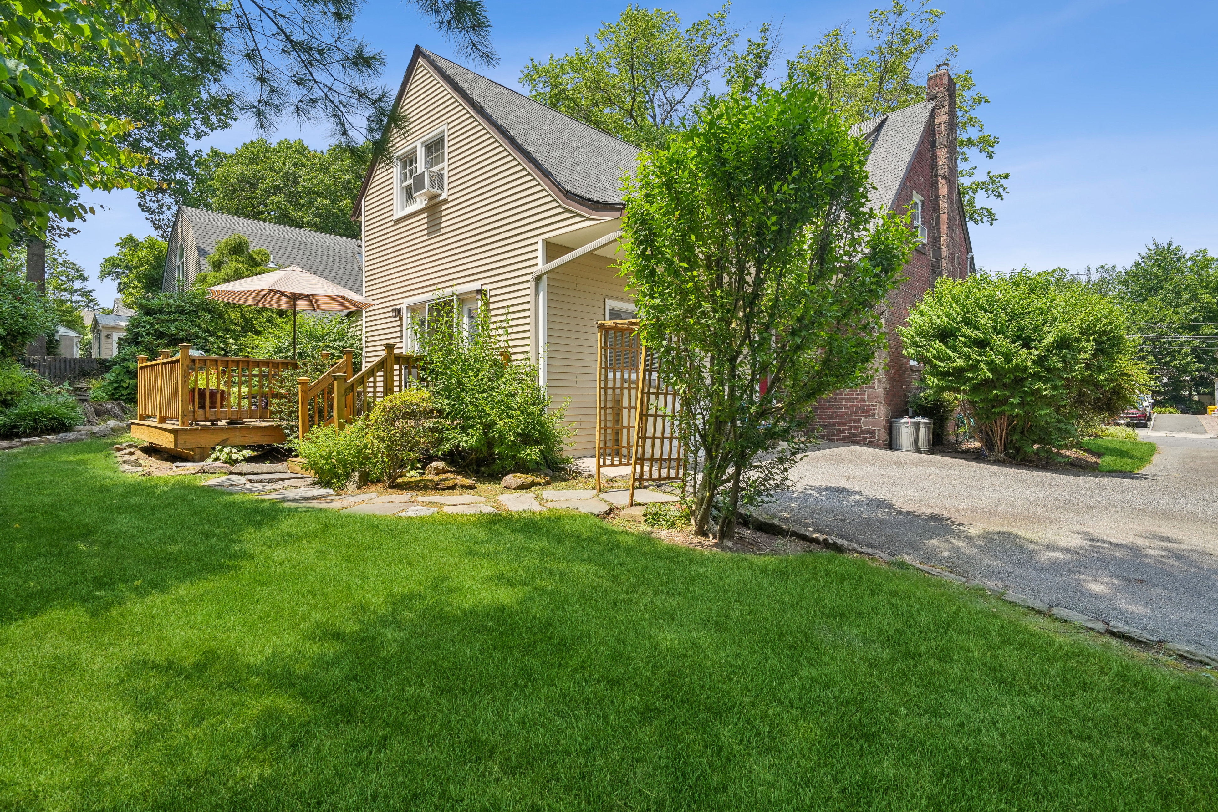 258 Churchill Road 