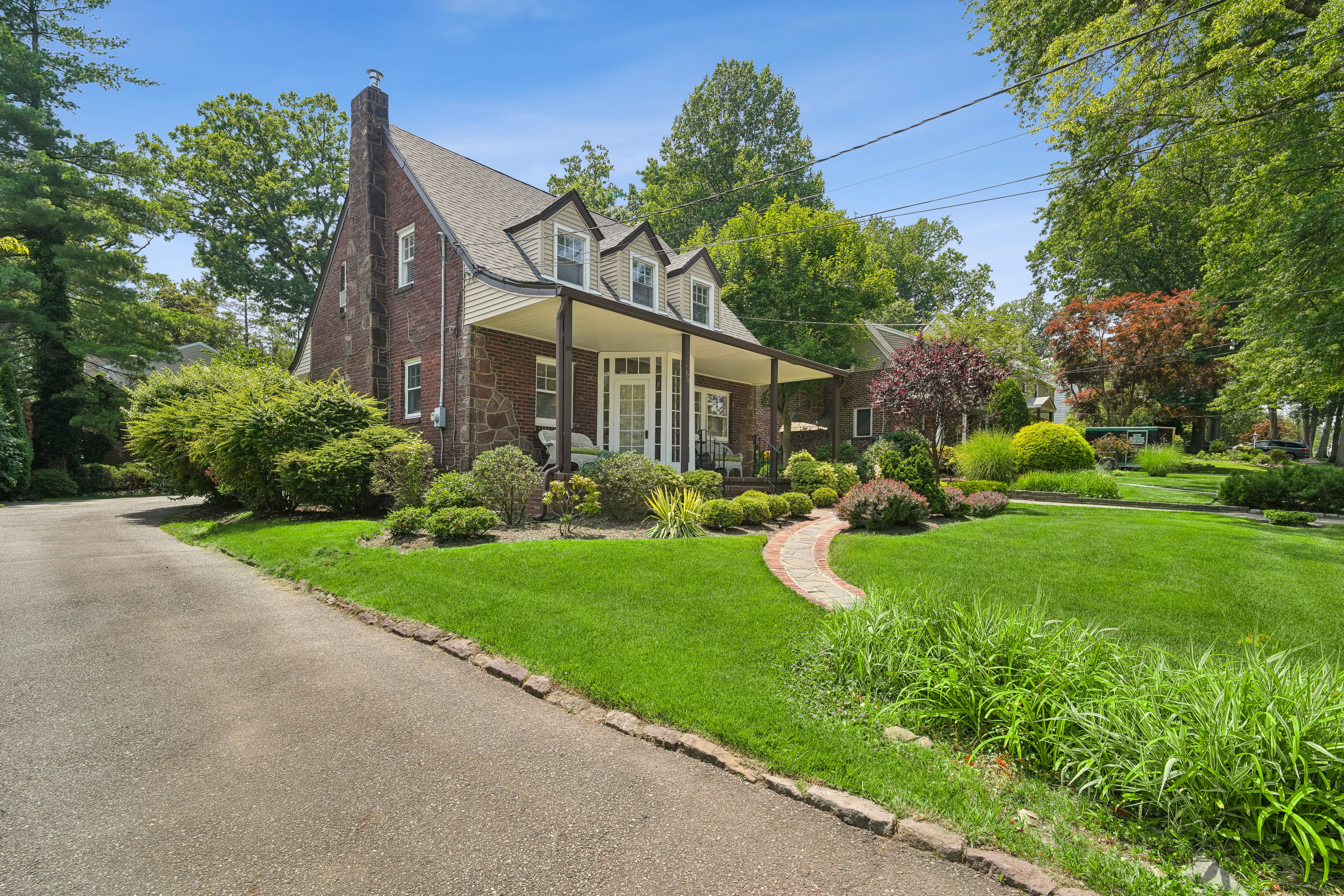 258 Churchill Road 