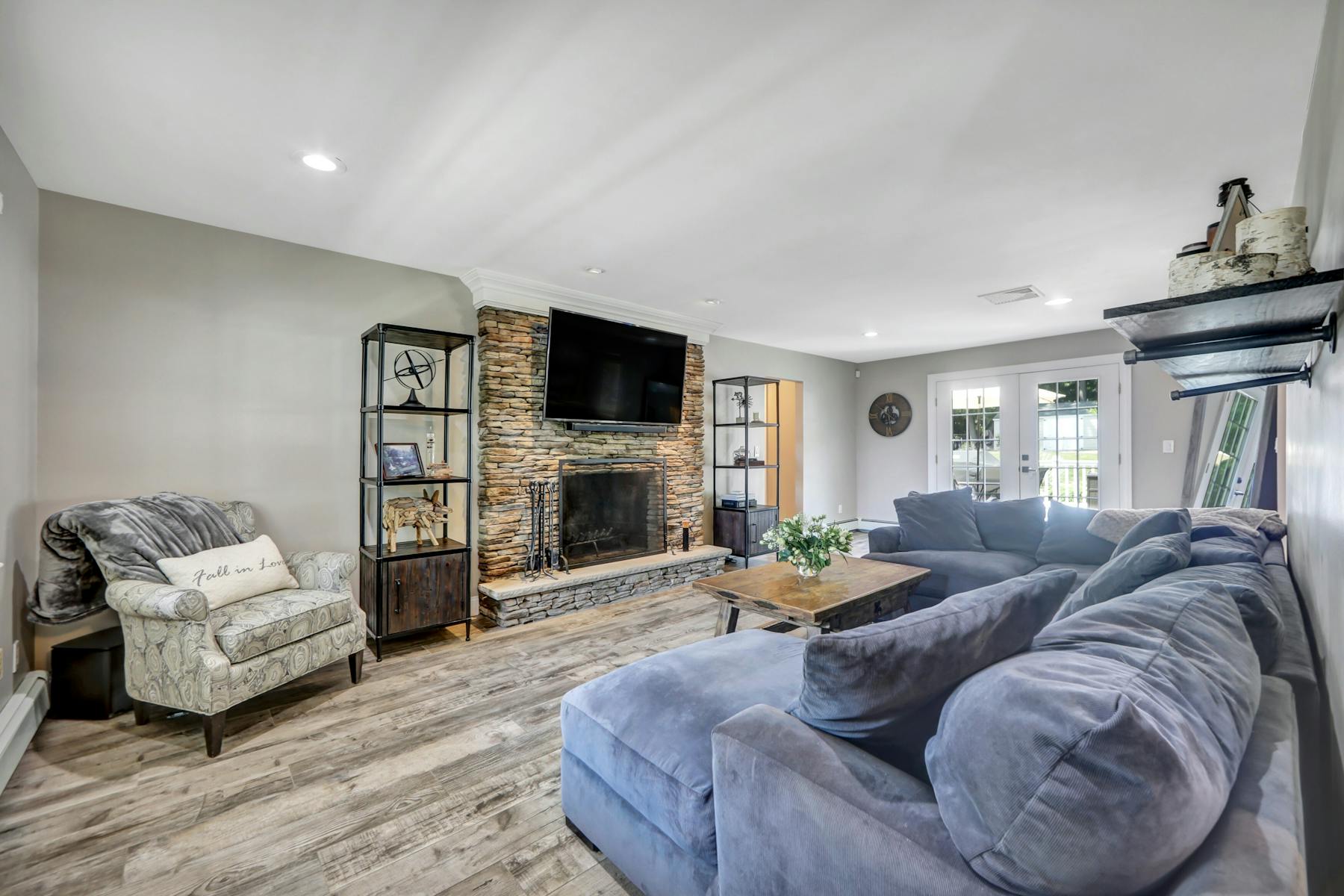 122 Cherokee Lane 
