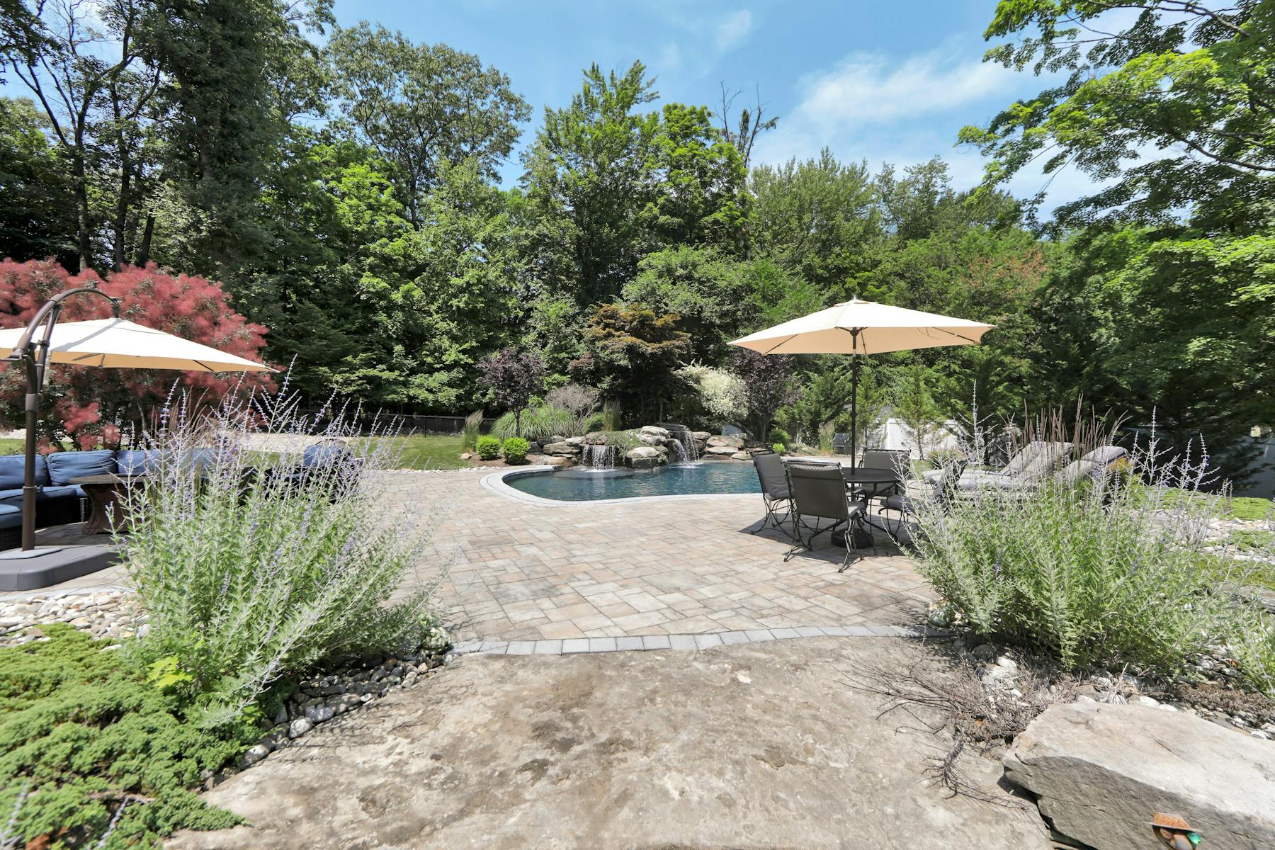 122 Cherokee Lane 