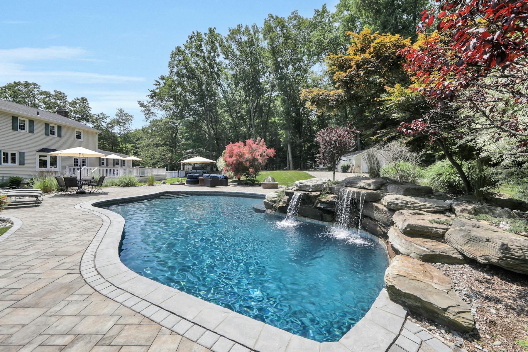 122 Cherokee Lane 