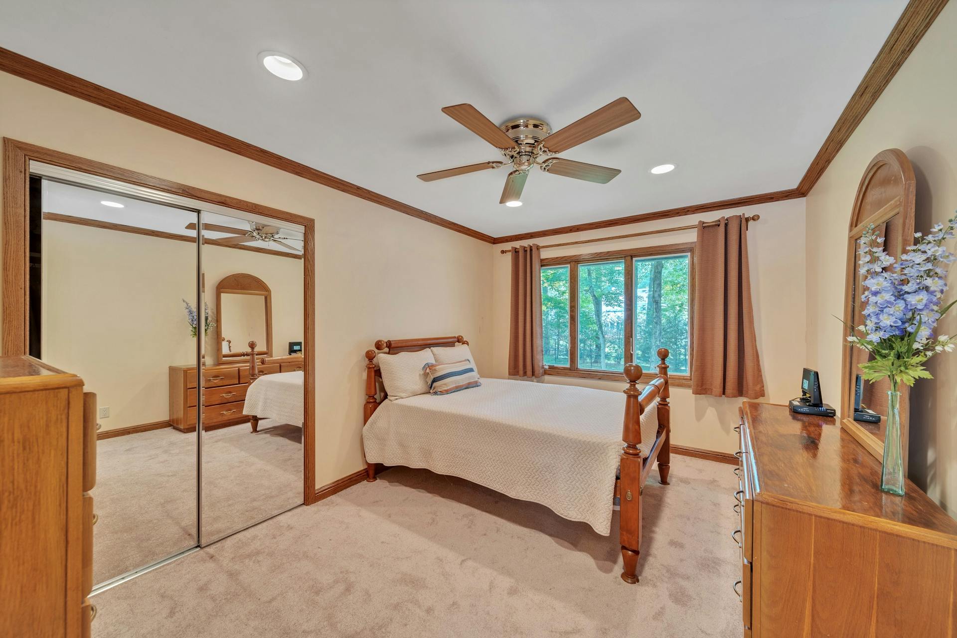 5 Charlotte Court 