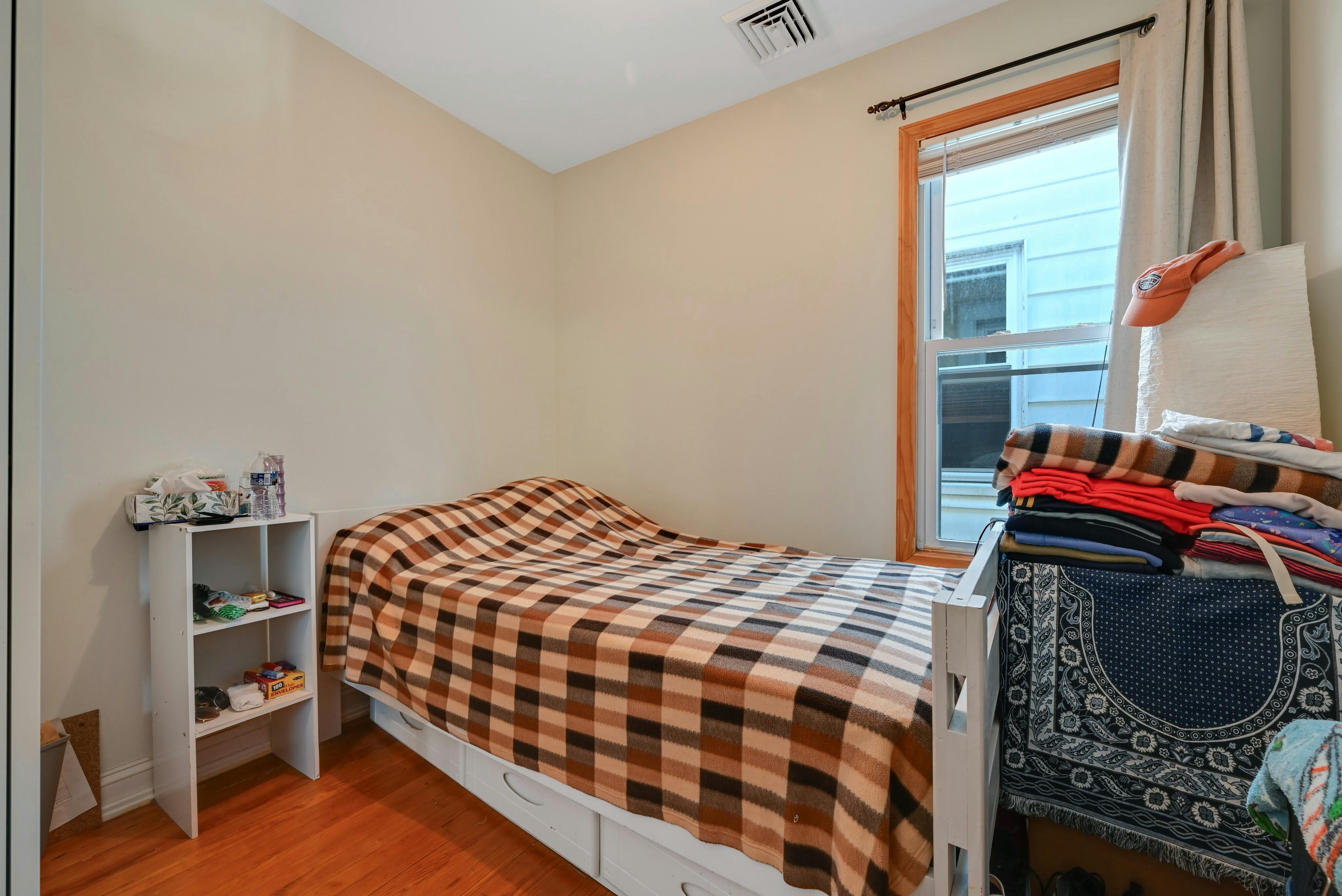 81 Division Avenue 