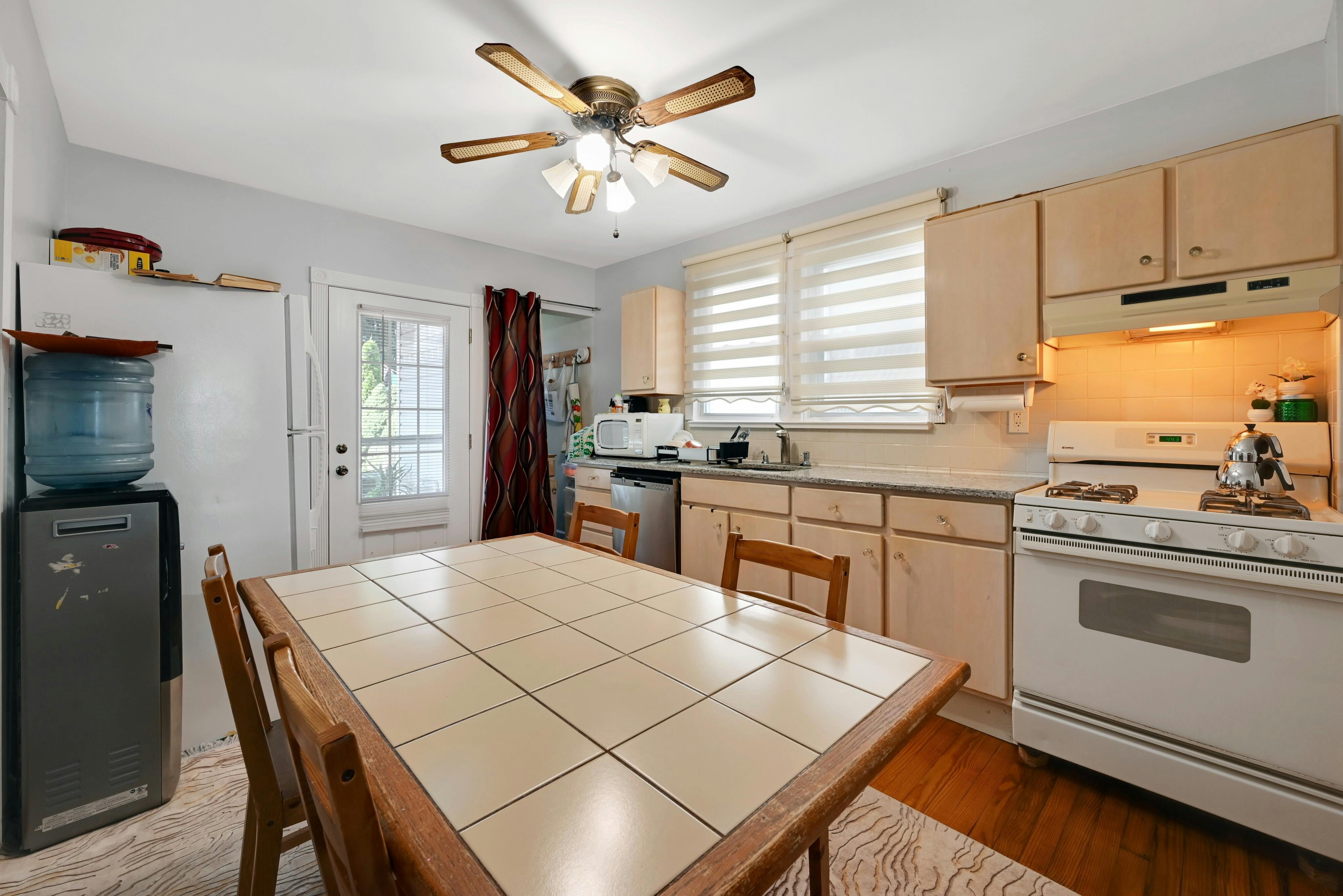 81 Division Avenue 