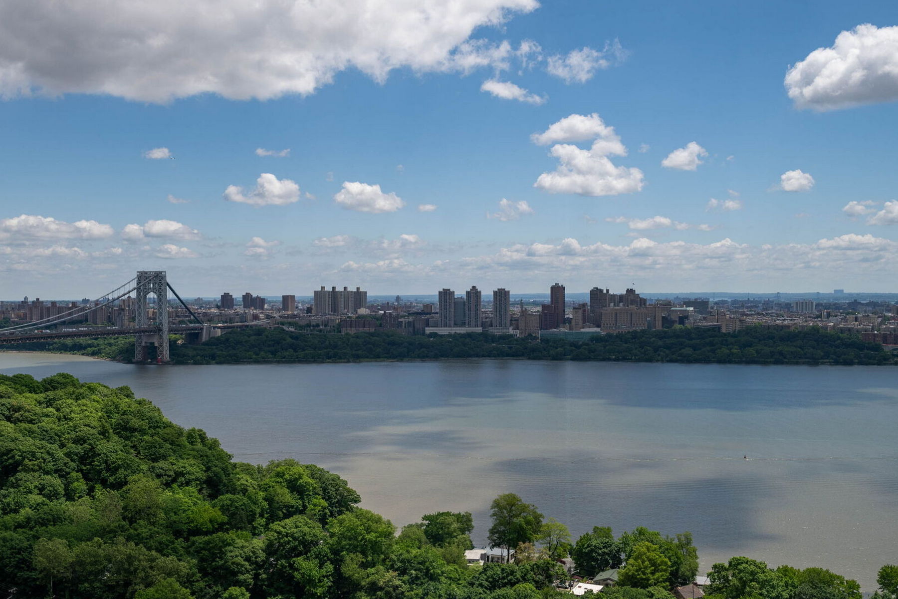 1512 Palisade Avenue Unit# PH20D