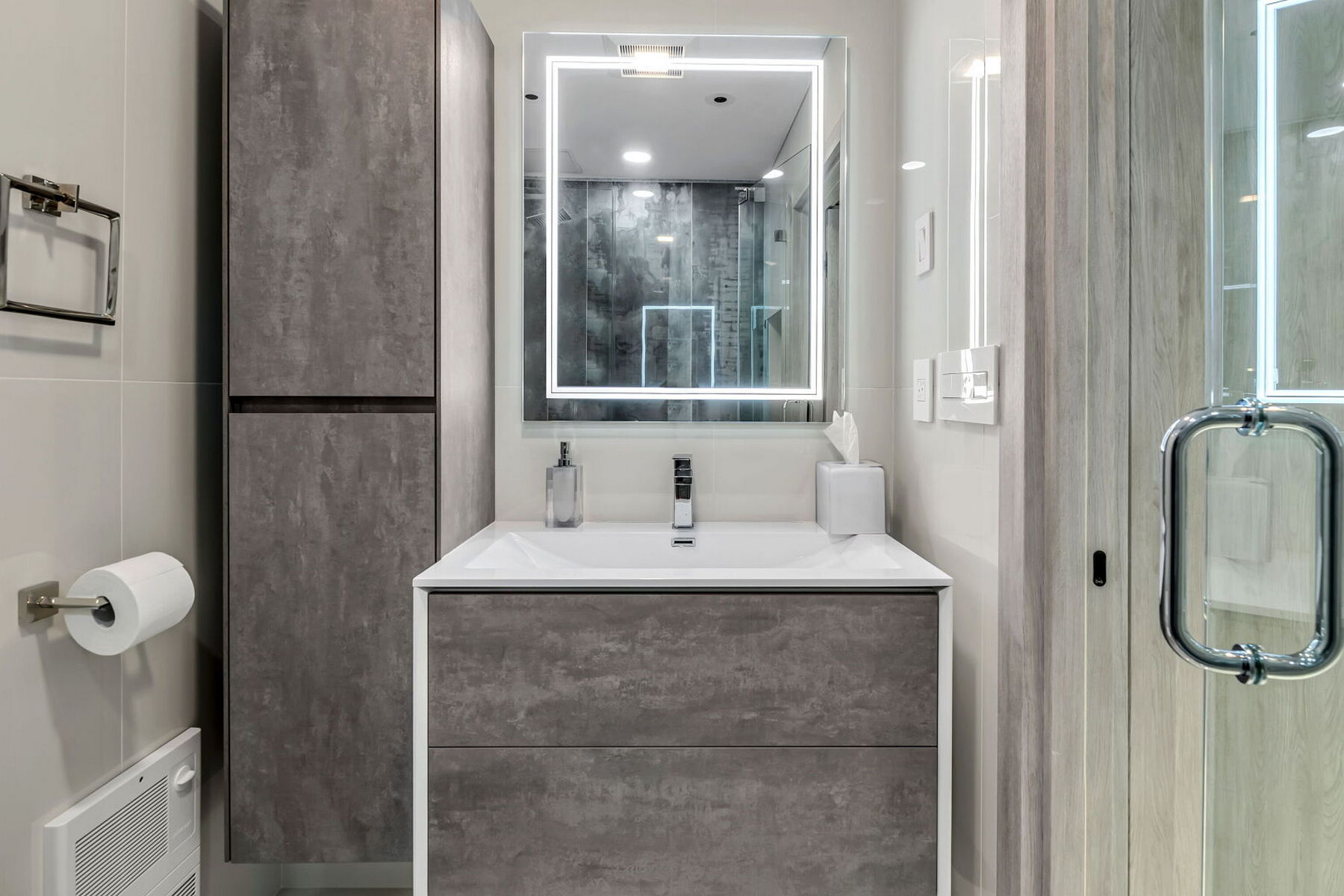 1512 Palisade Avenue Unit# PH20D