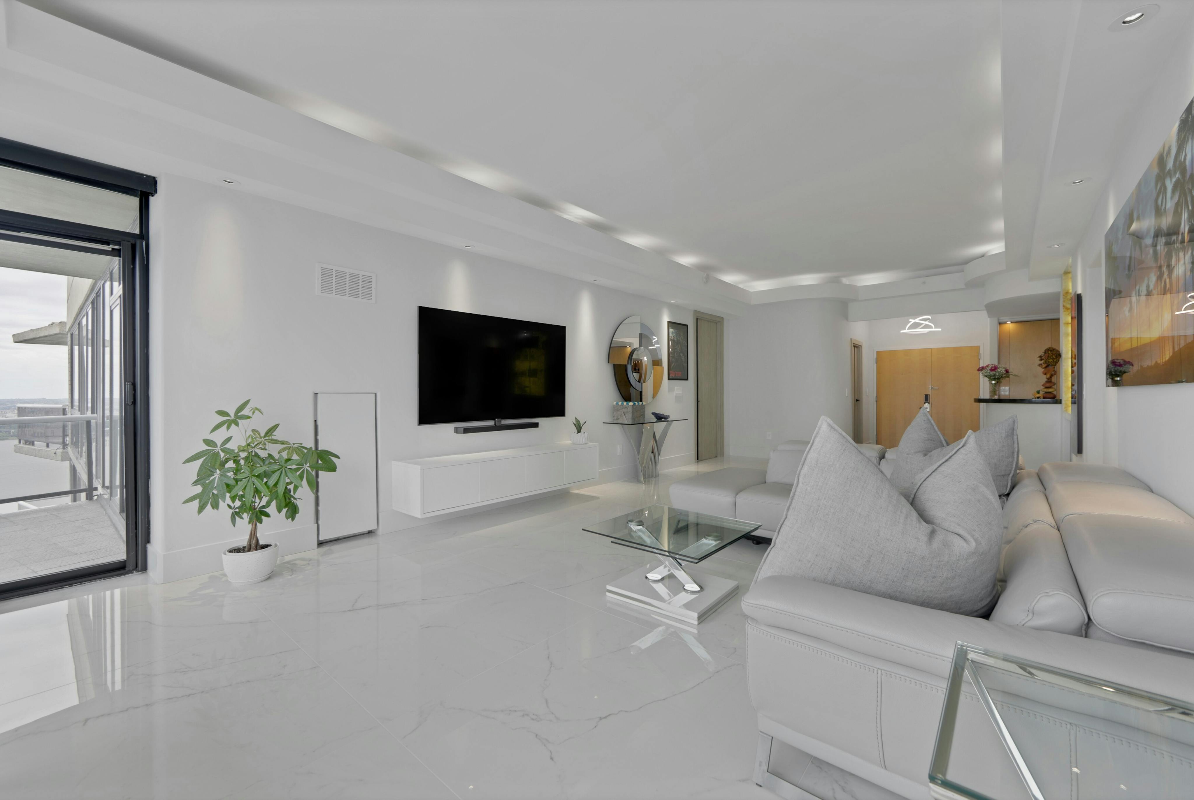 1512 Palisade Avenue Unit# PH20D