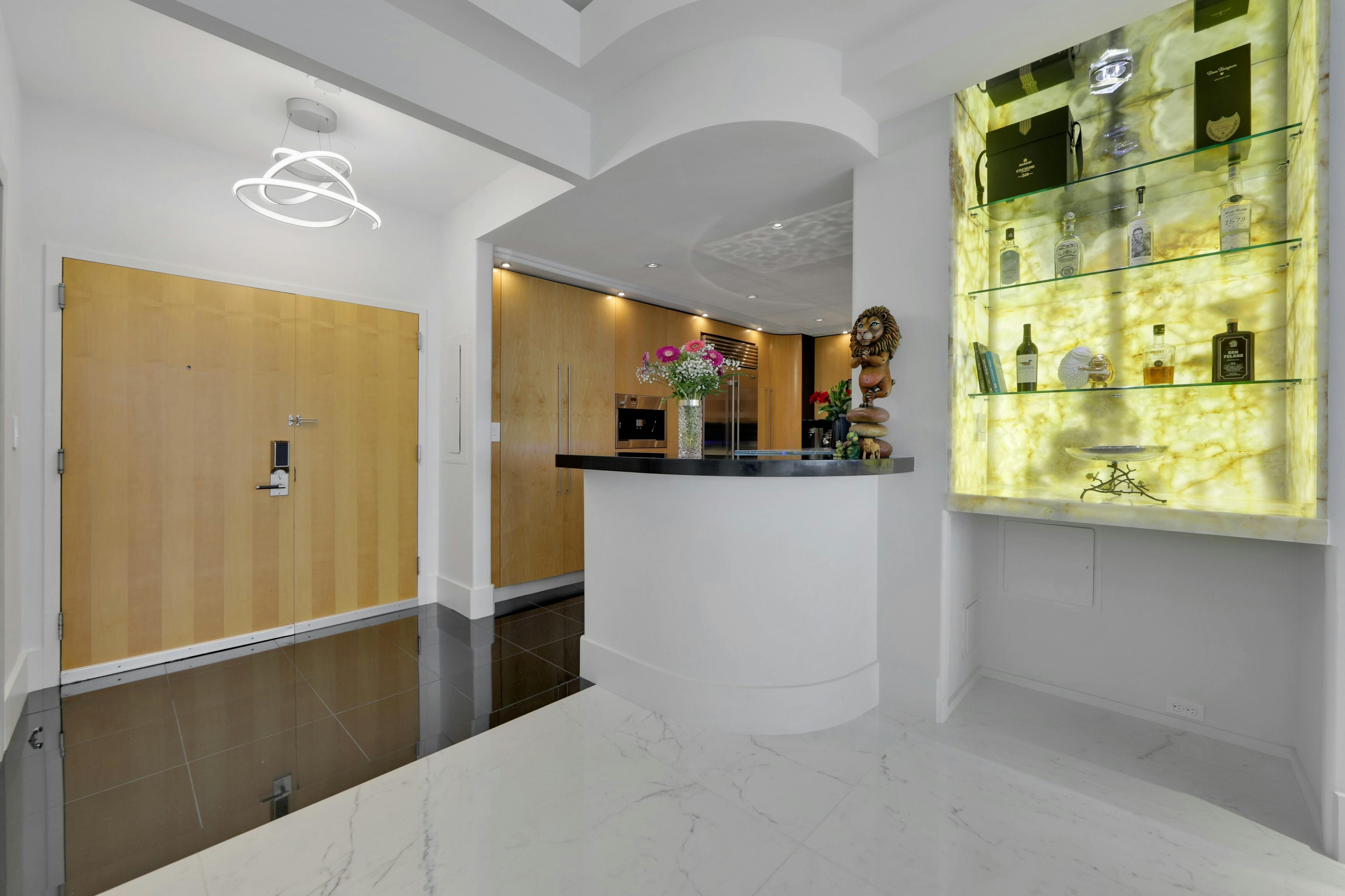 1512 Palisade Avenue Unit# PH20D