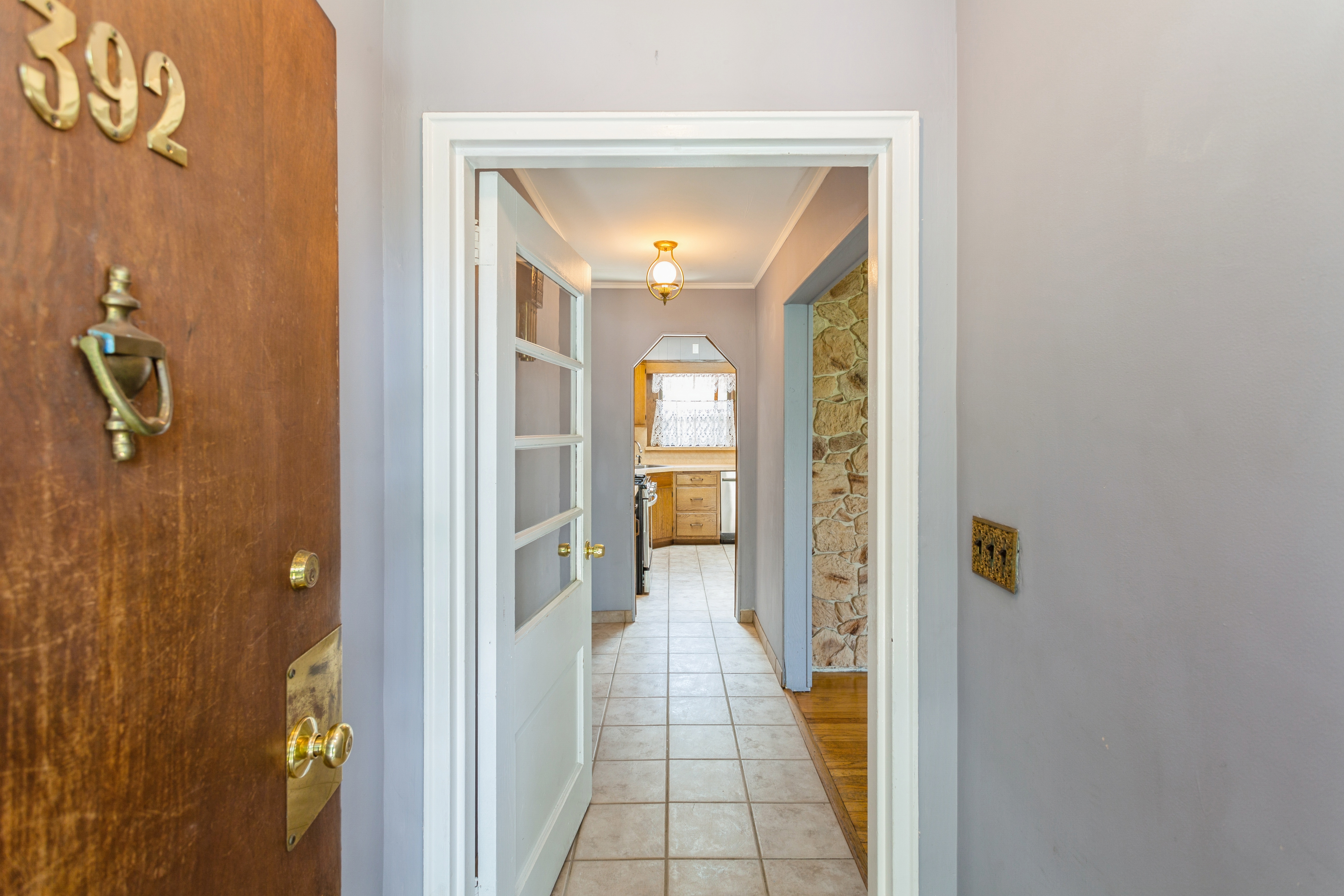 392 Roslyn Avenue 