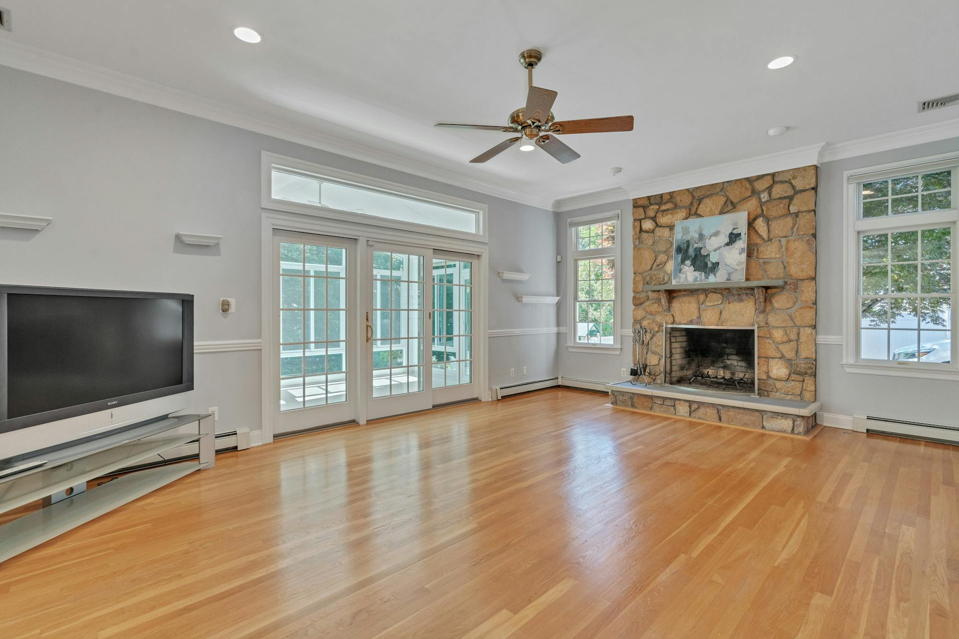 608 Bridle Path 