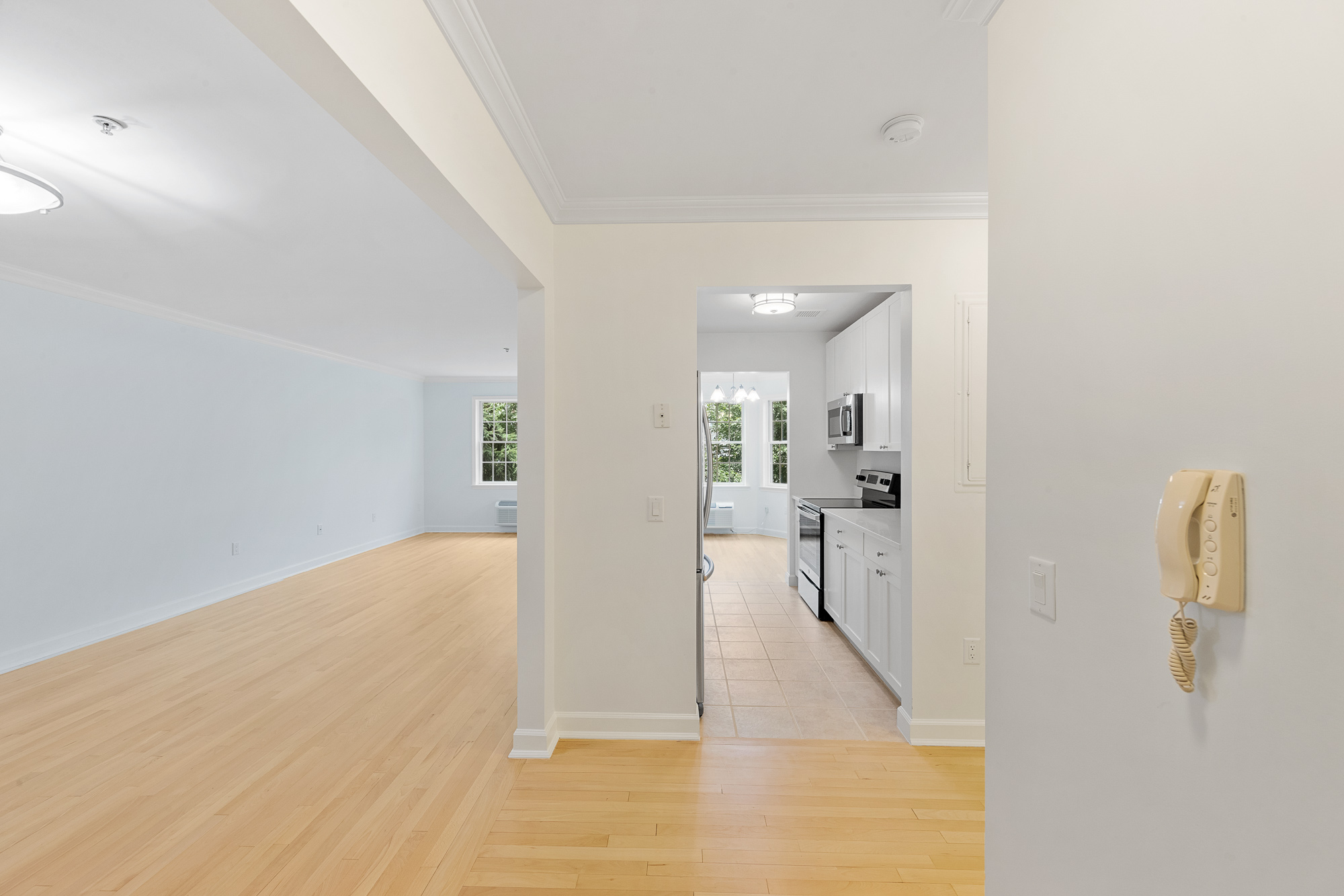 323 Willow Street Unit# 2L
