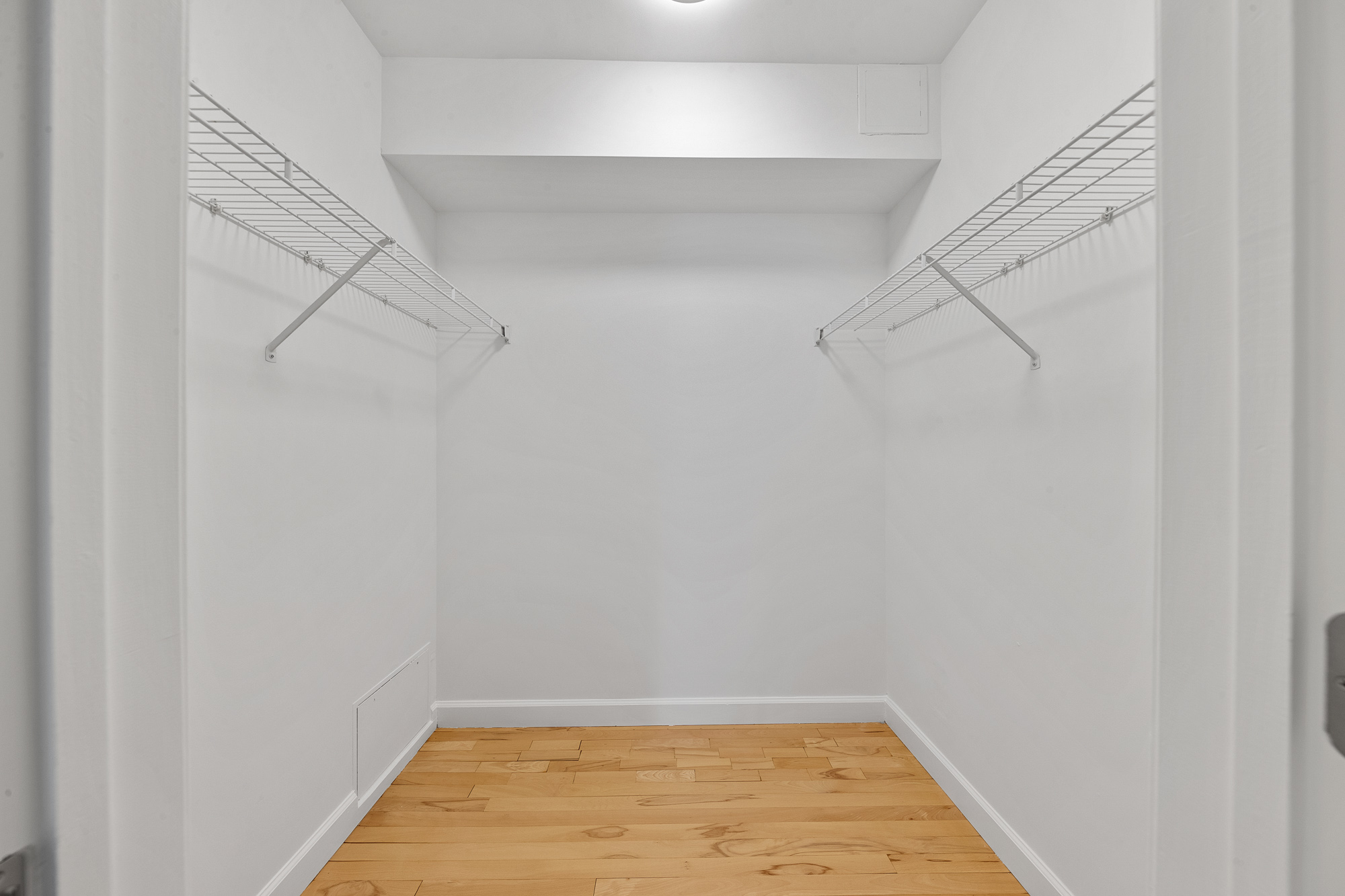 323 Willow Street Unit# 2L