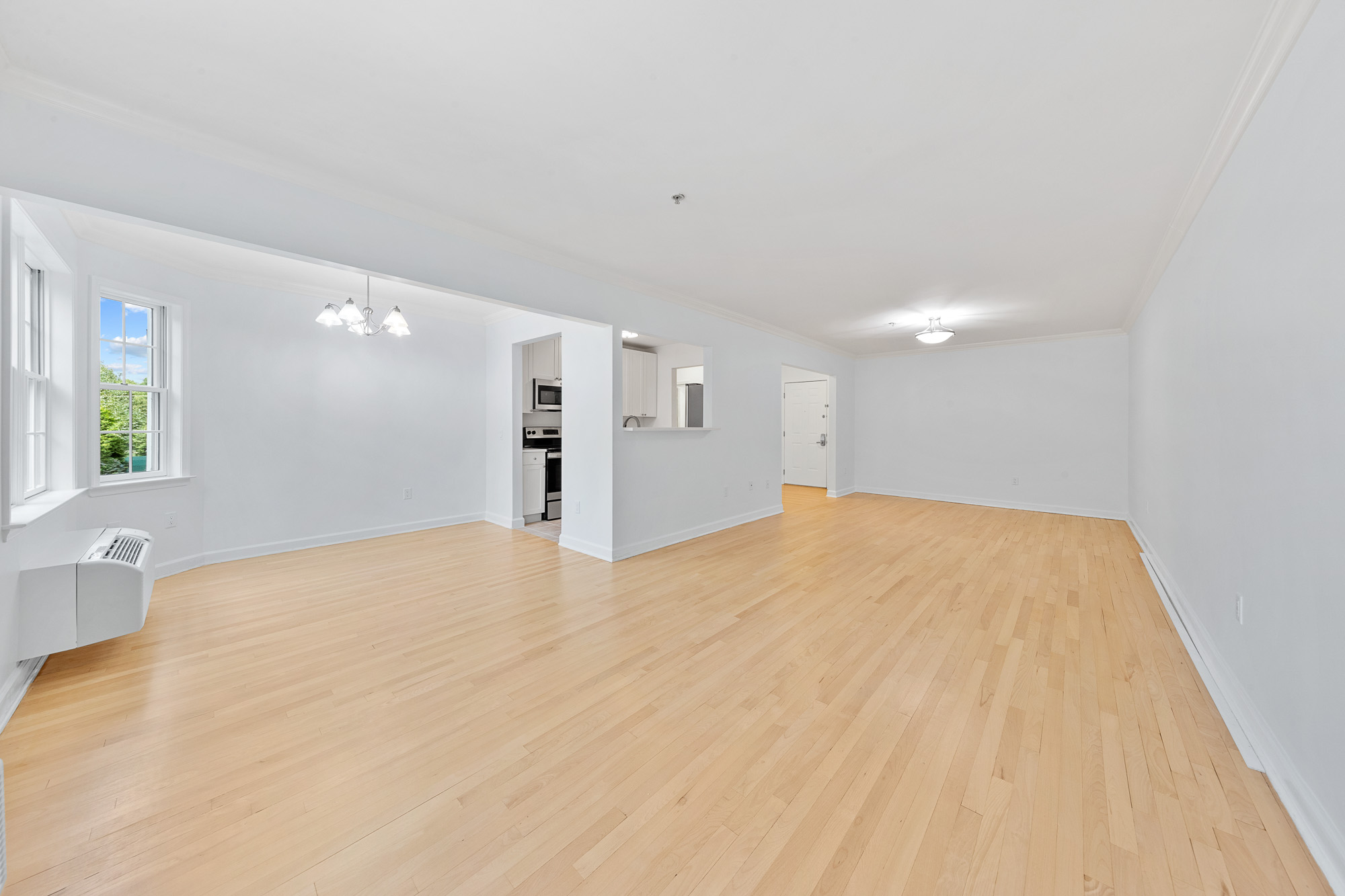 323 Willow Street Unit# 2L