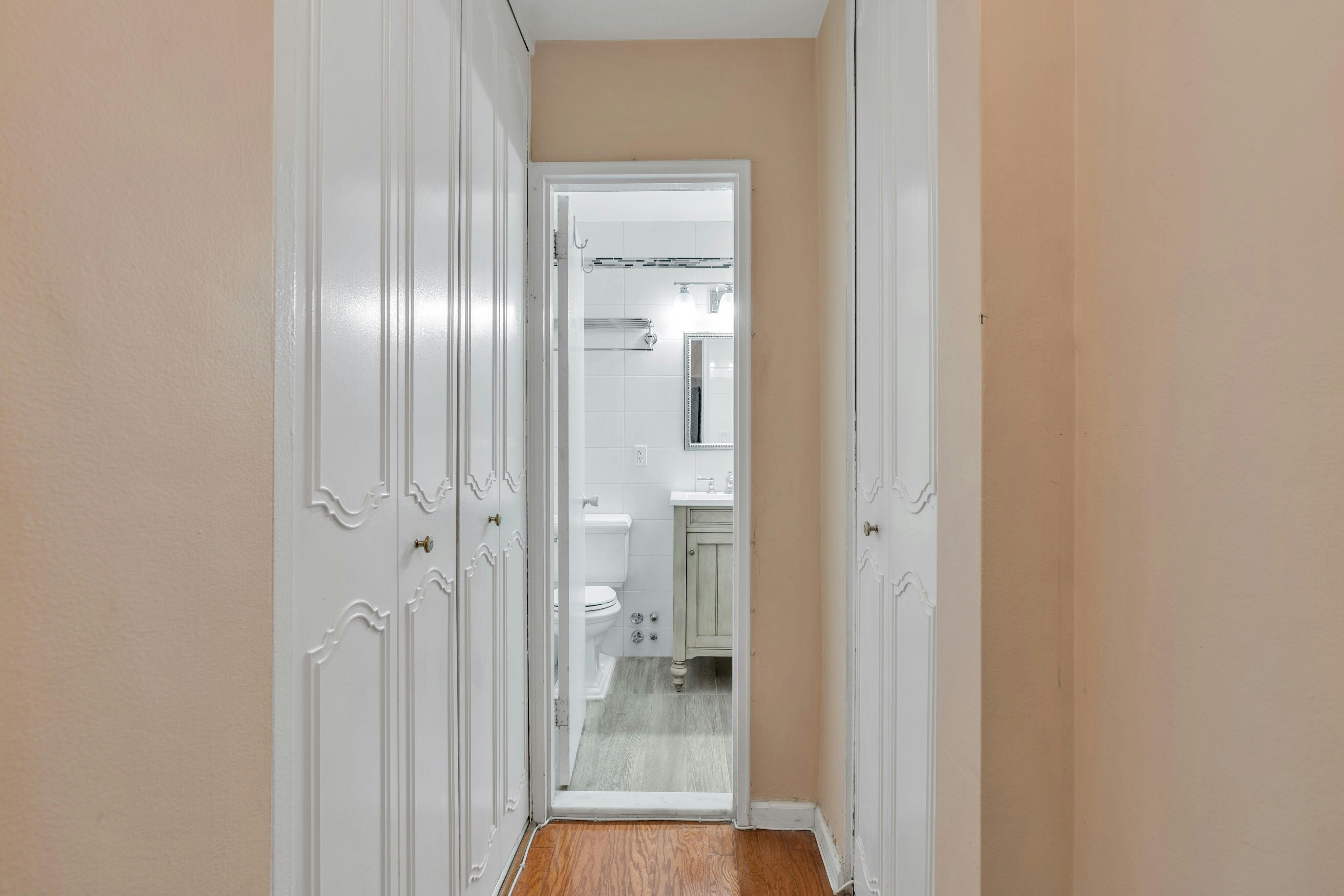 2100 Linwood Avenue Unit# 5P