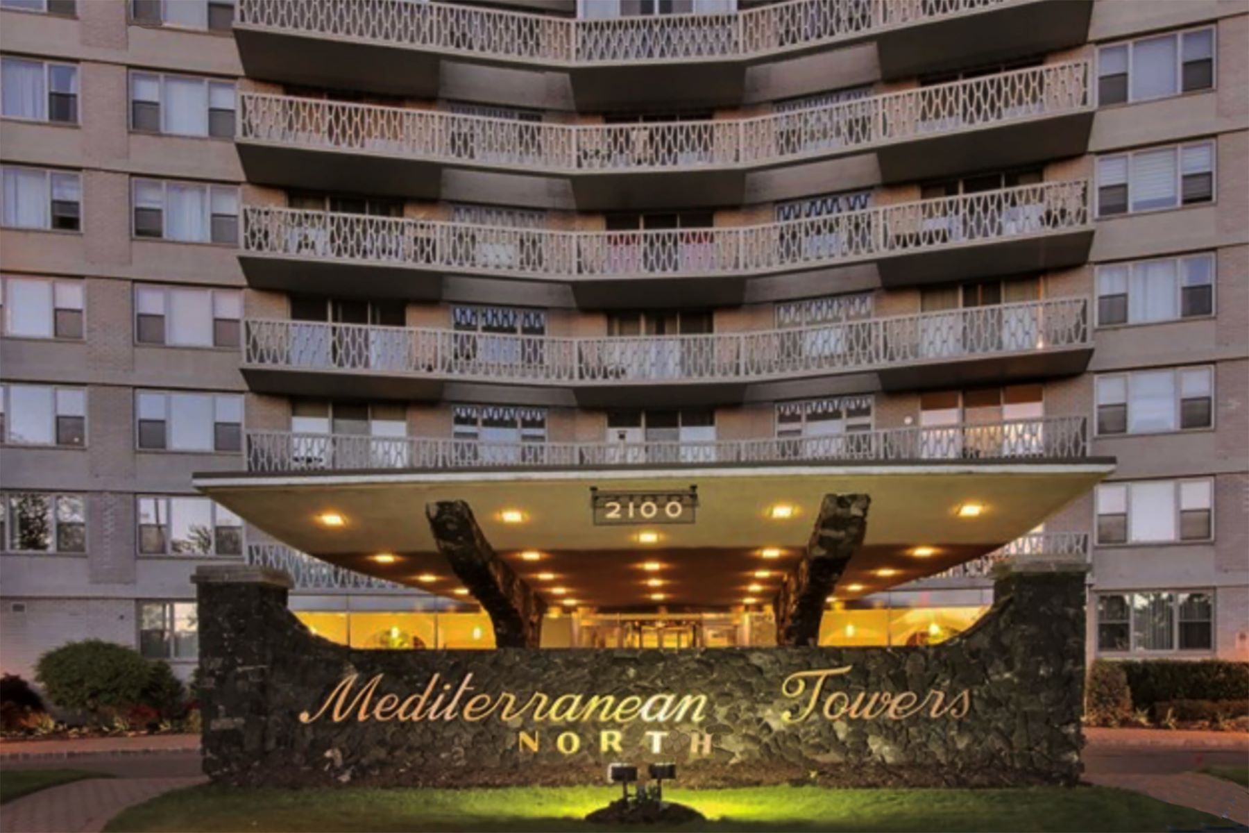 2100 Linwood Avenue Unit# 5P