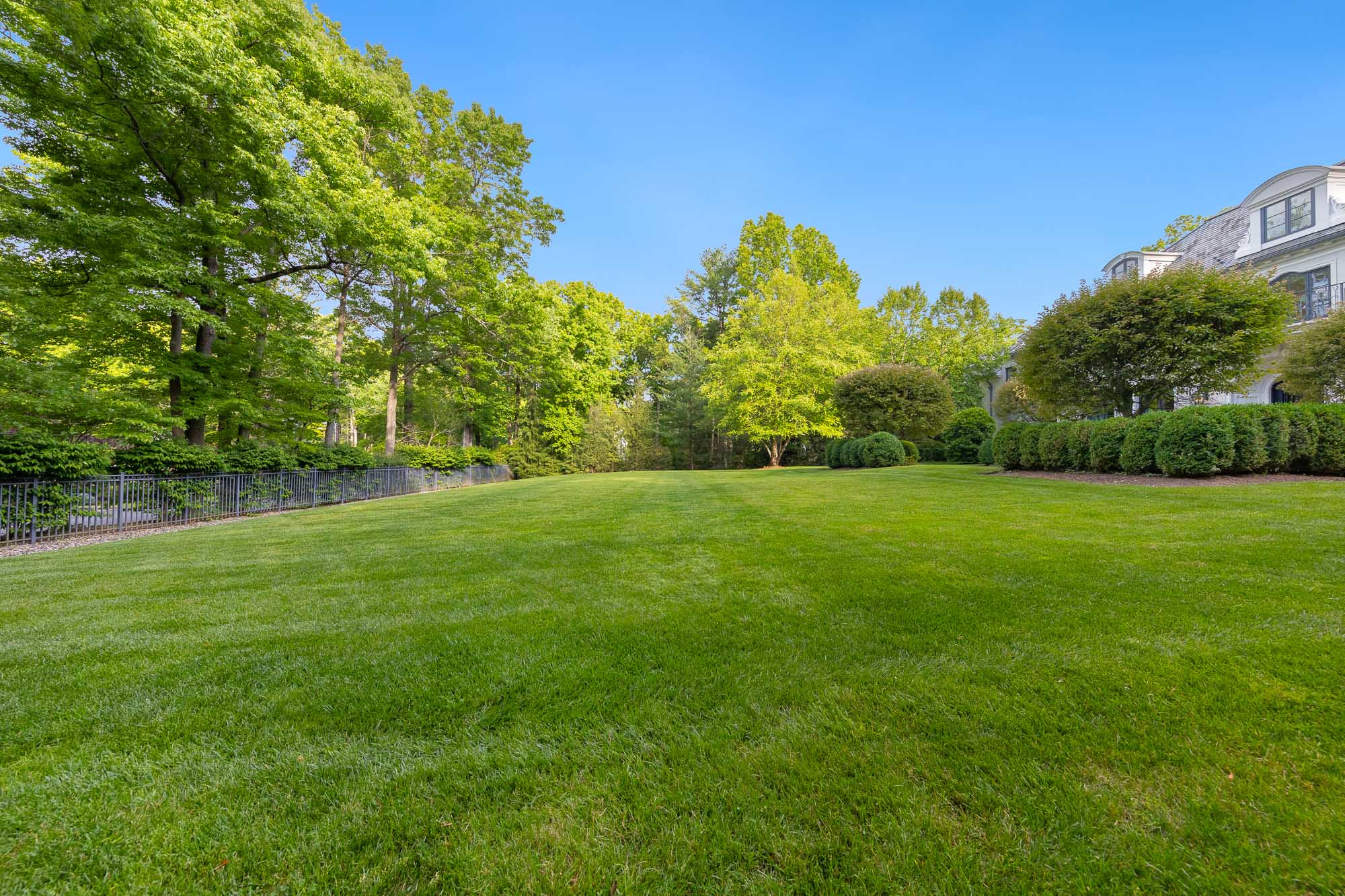 16 Dogwood Lane