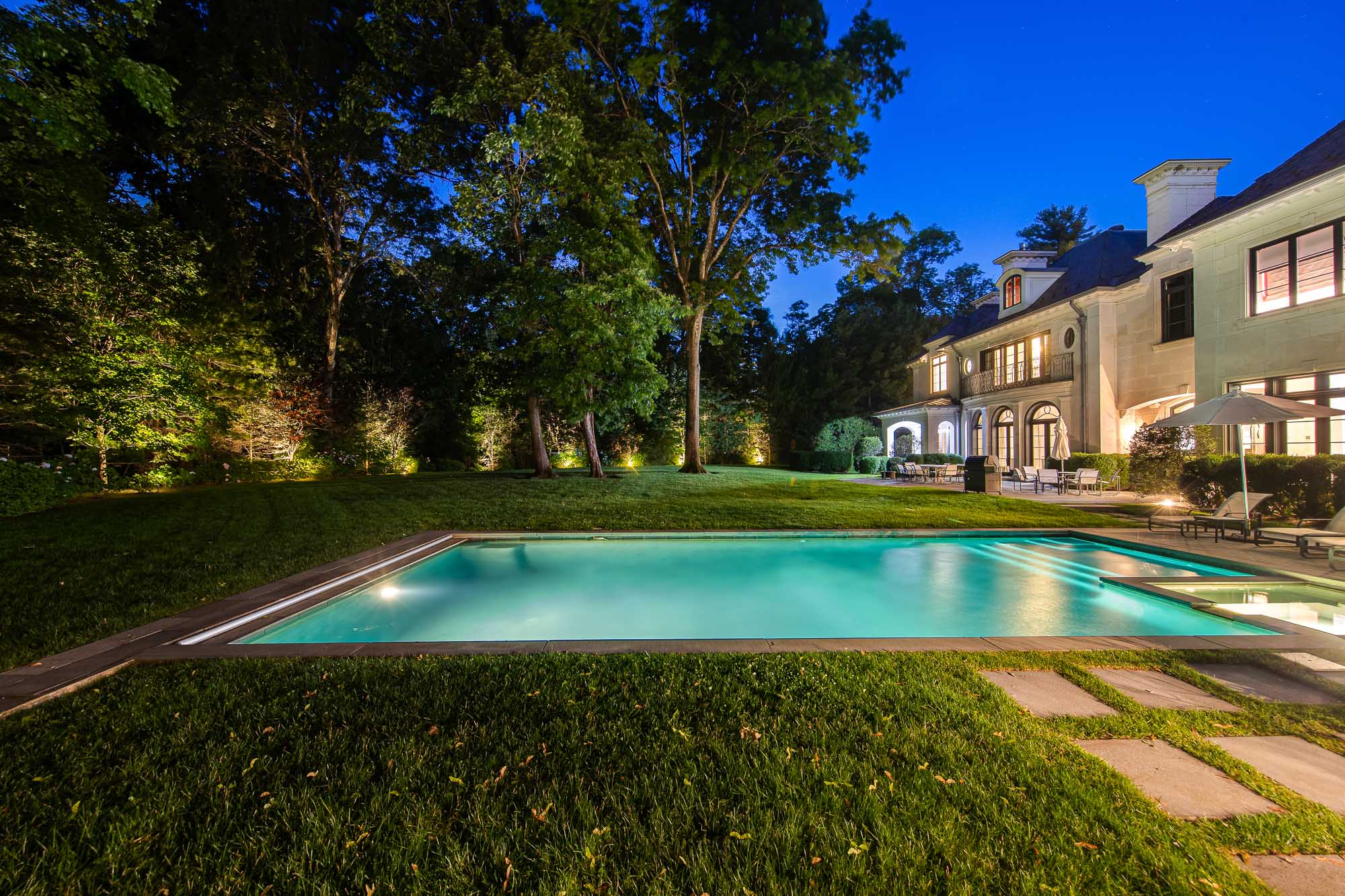 16 Dogwood Lane