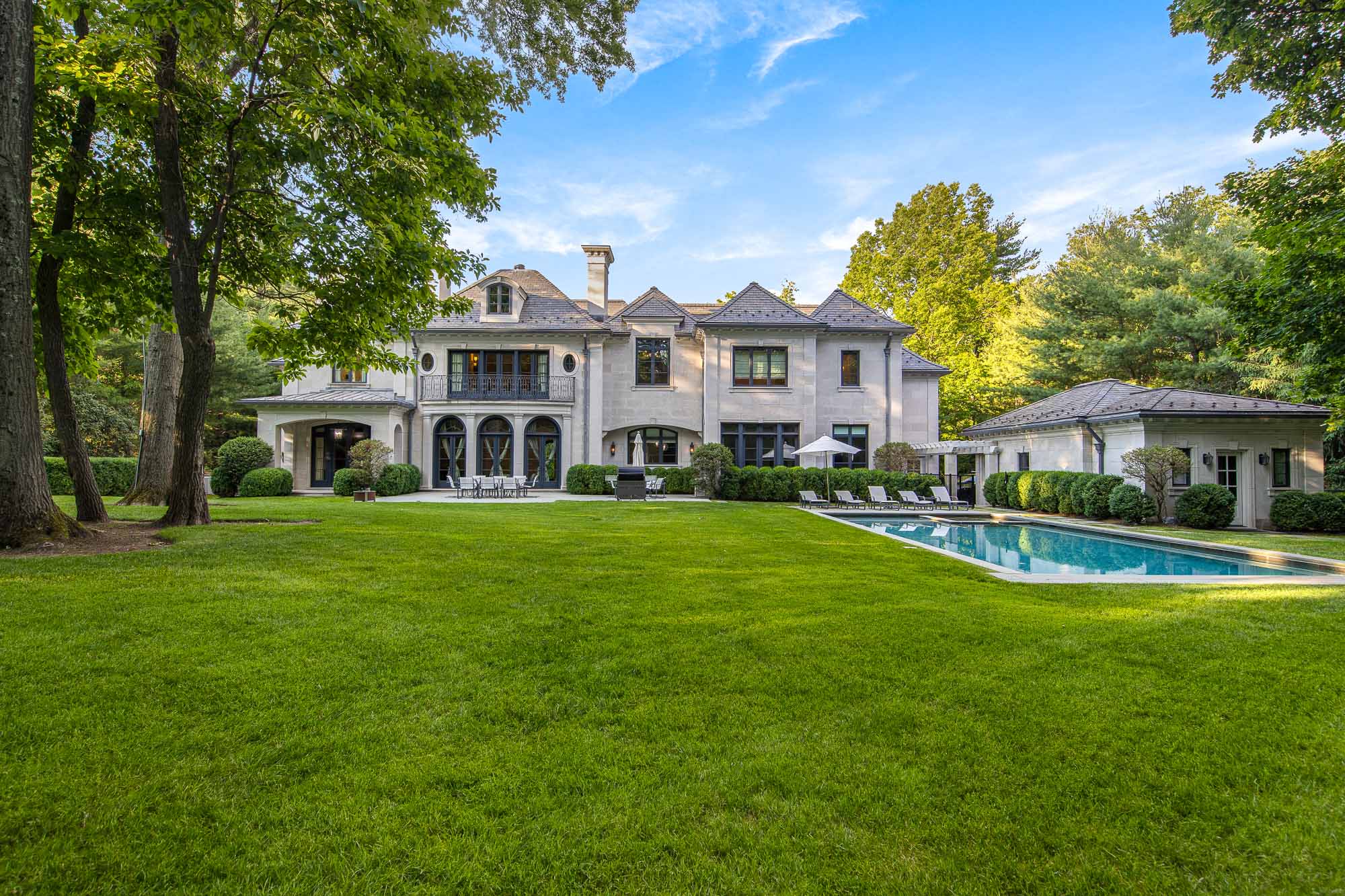 16 Dogwood Lane