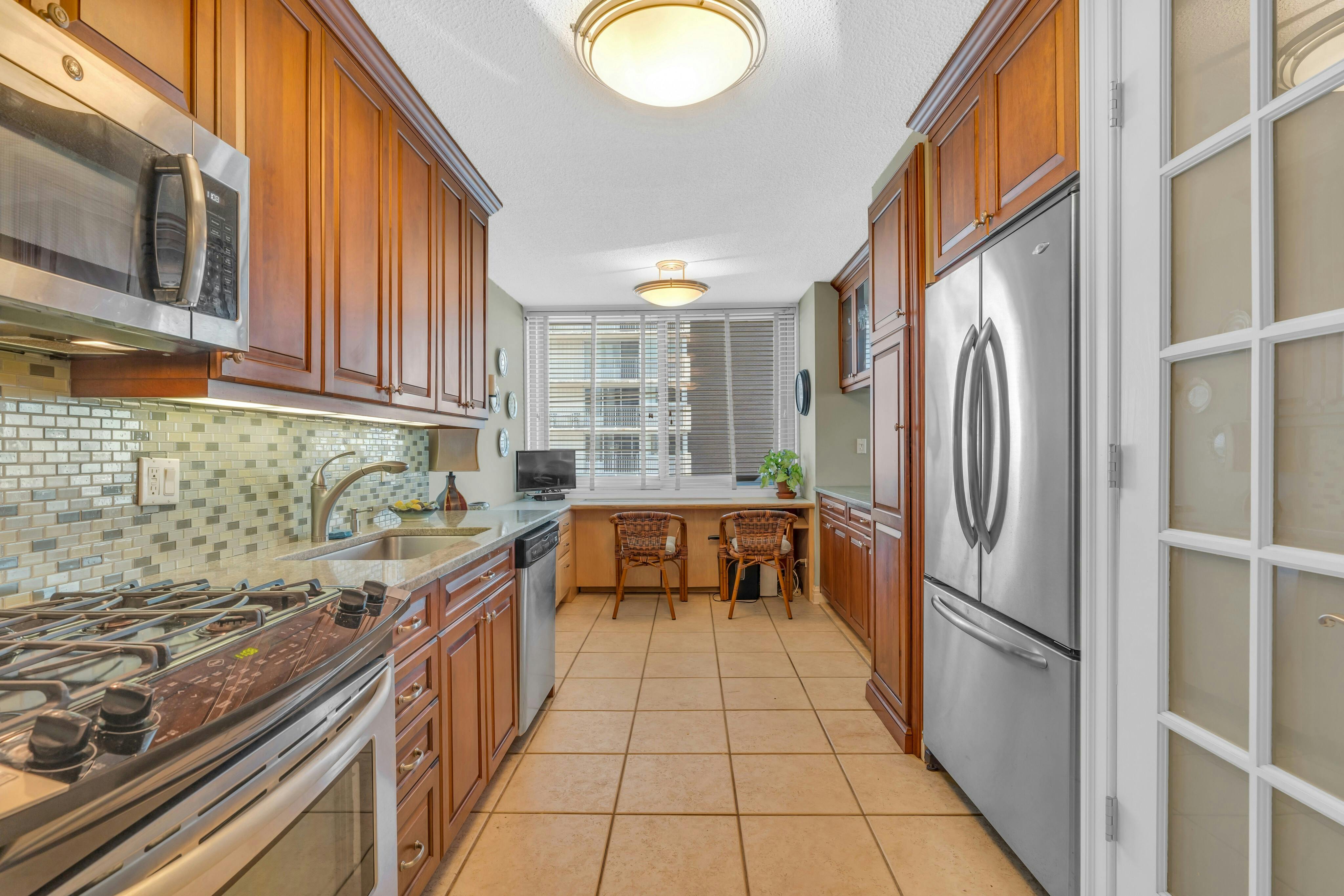 1600 Parker Avenue Unit# 18H