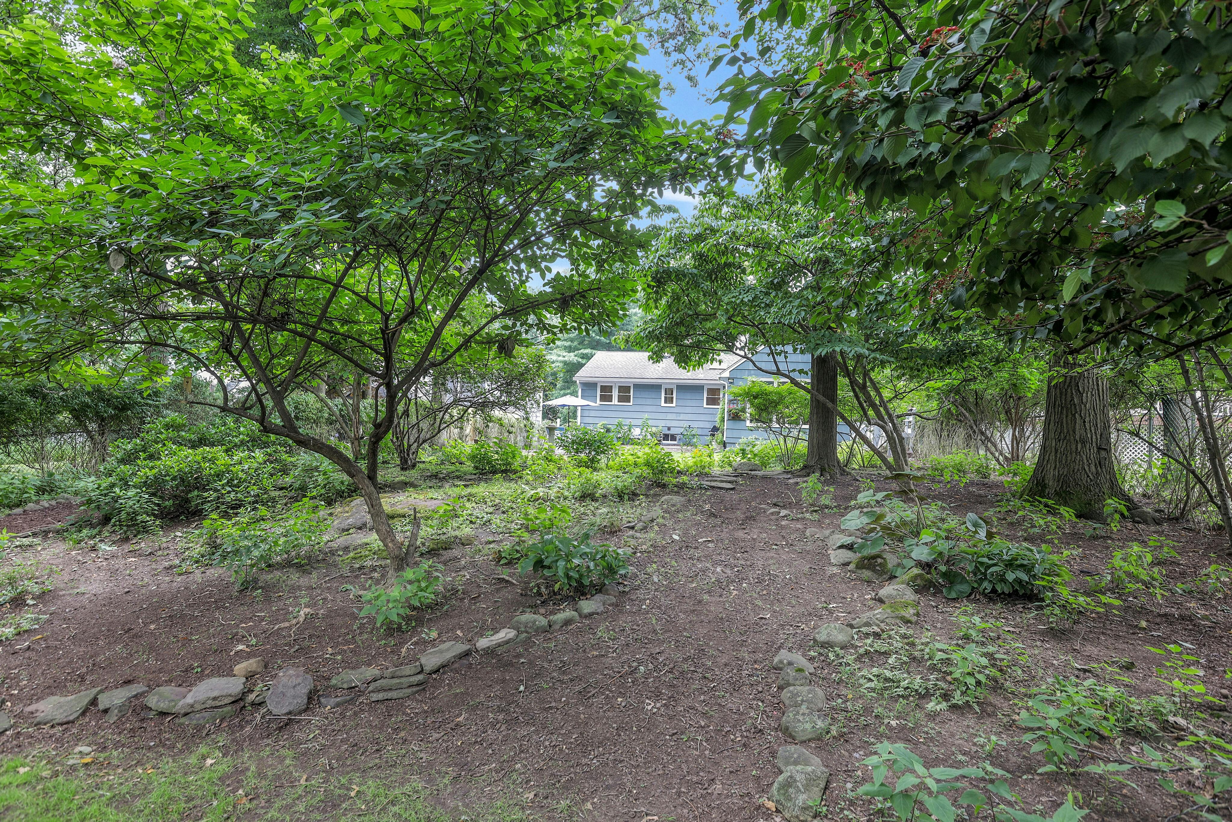 201 Hiawatha Boulevard 
