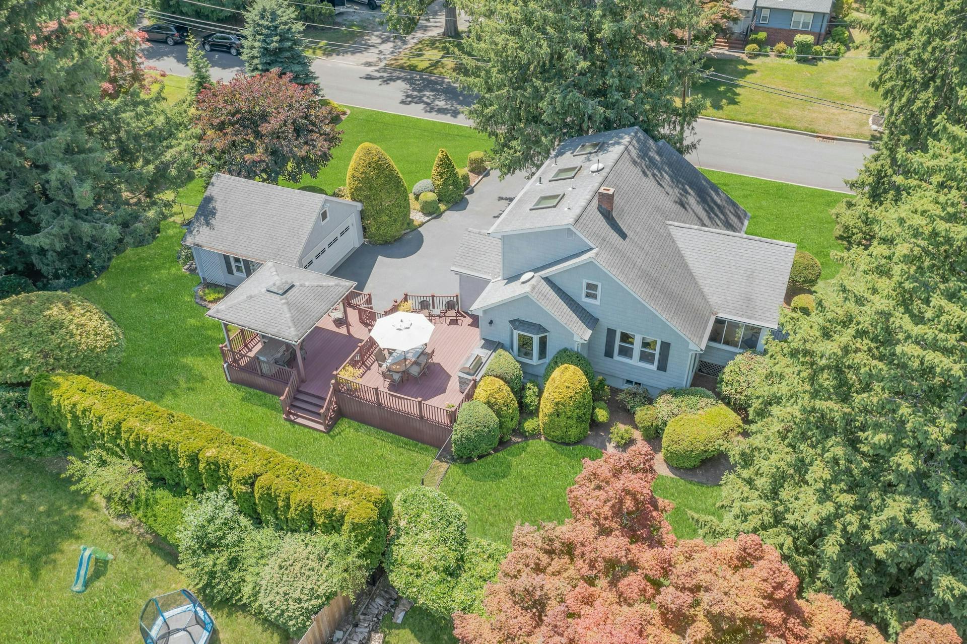 103 Ridge Avenue