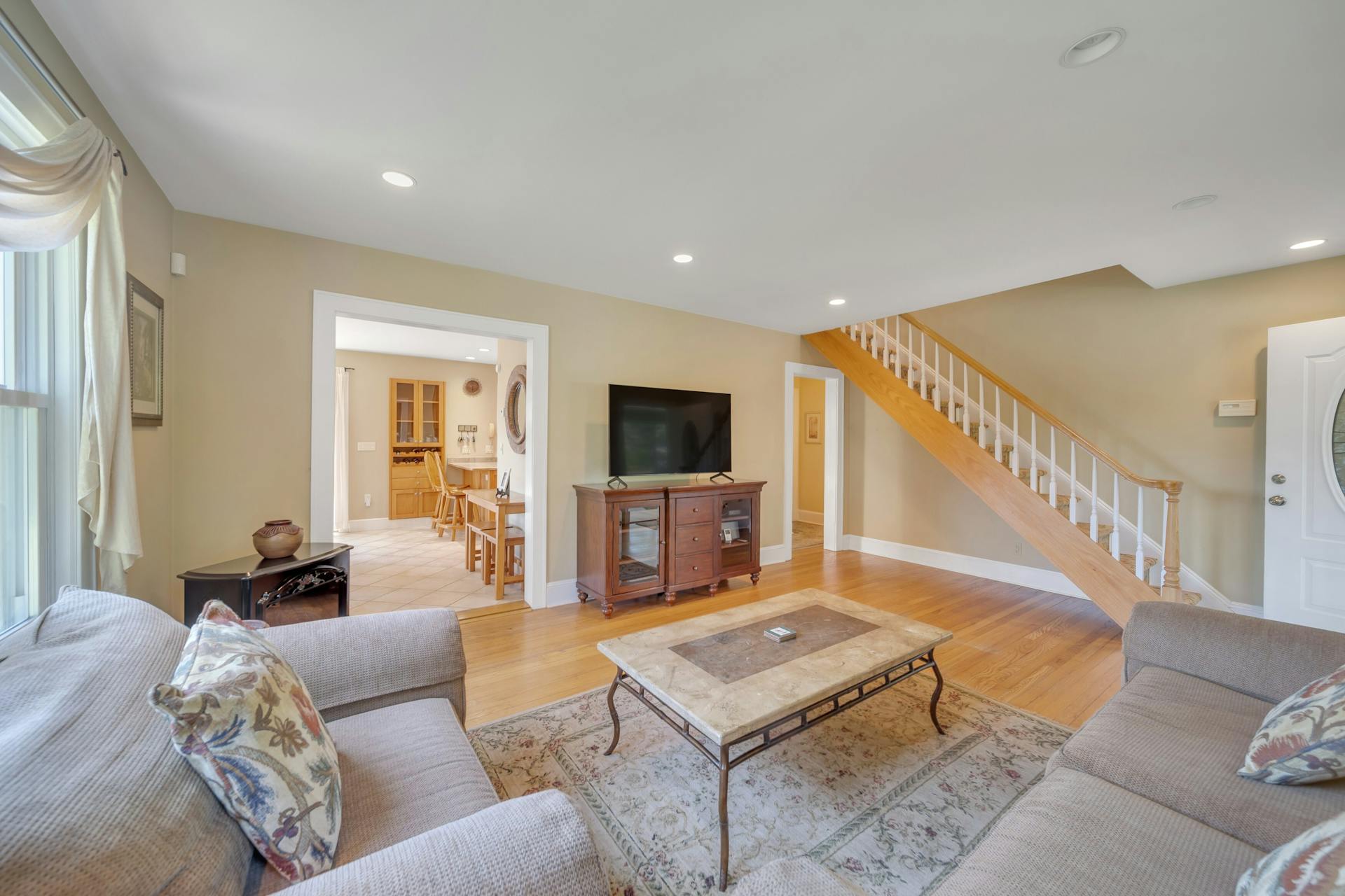 103 Ridge Avenue