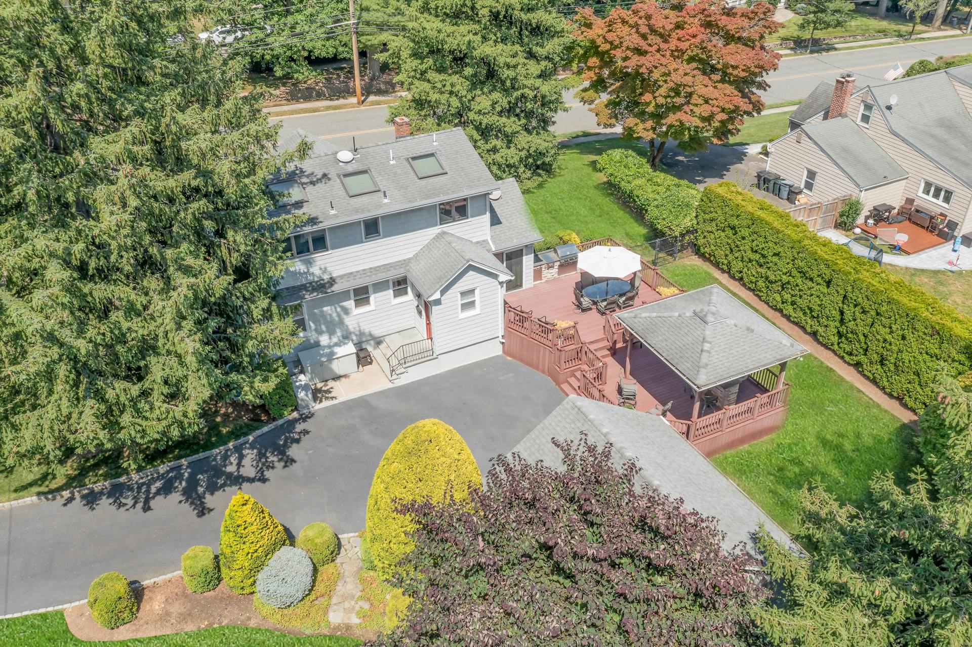 103 Ridge Avenue