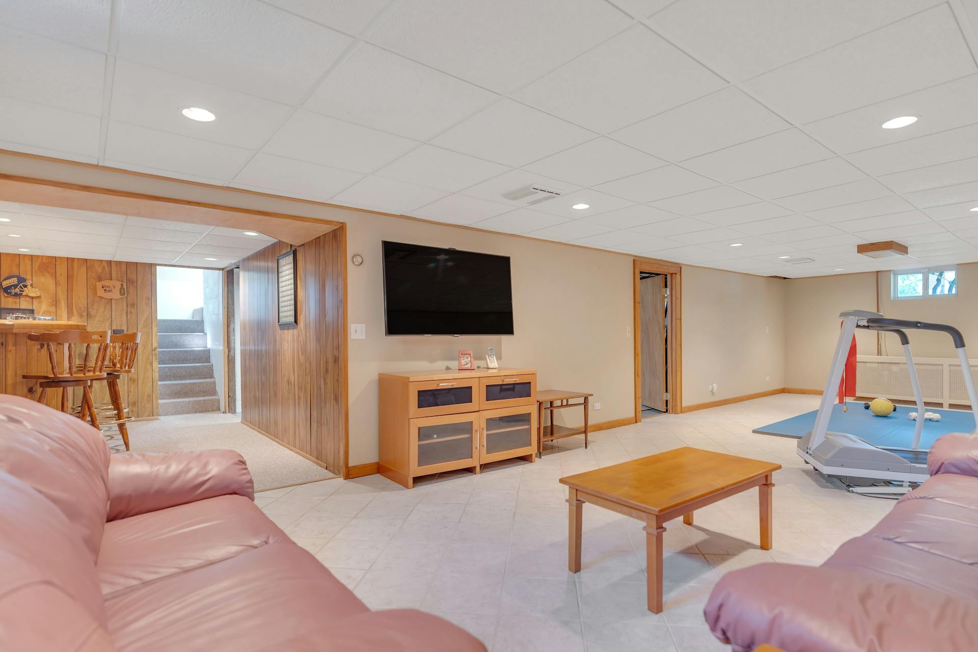 103 Ridge Avenue