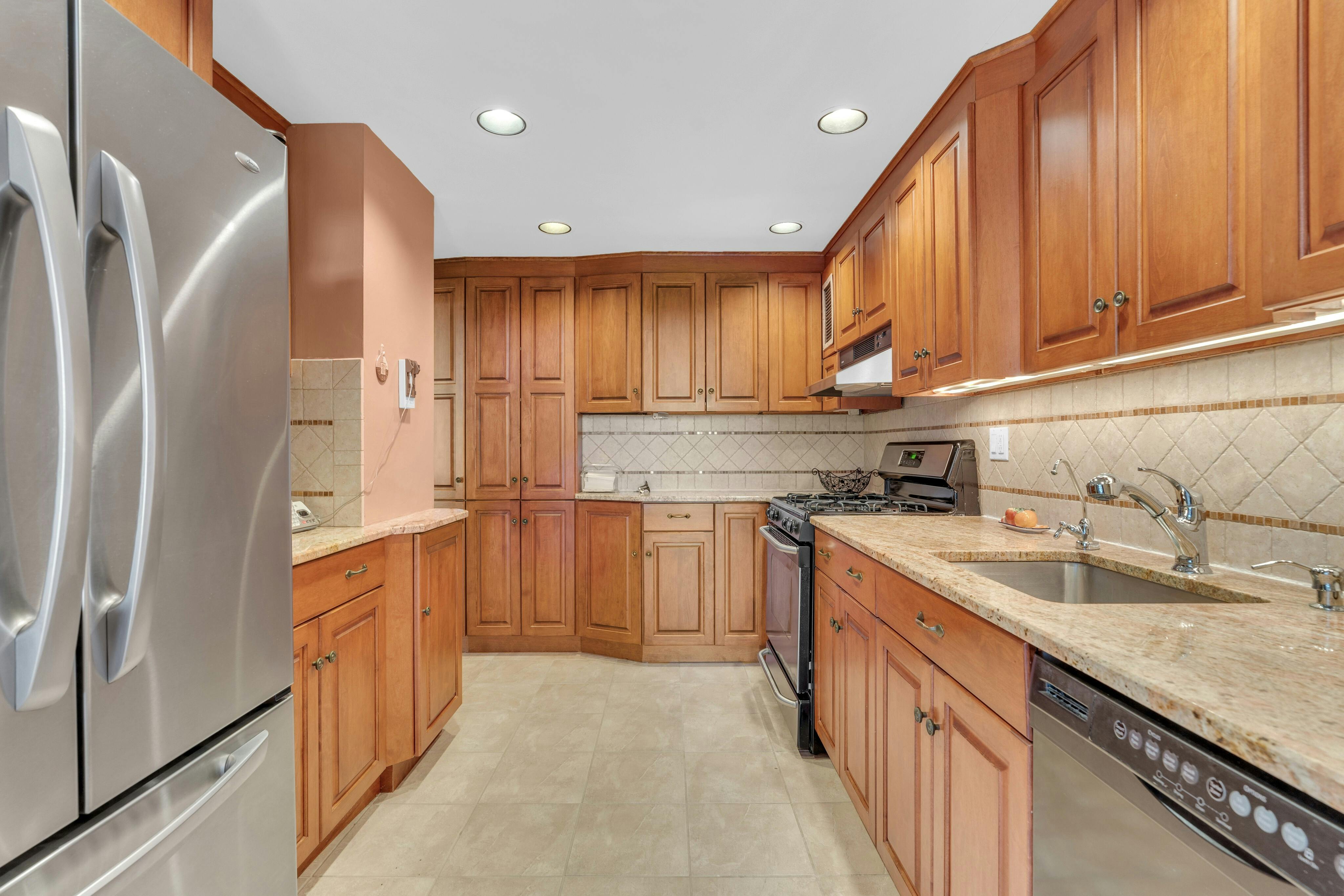 1530 Palisade Avenue Unit# 6M