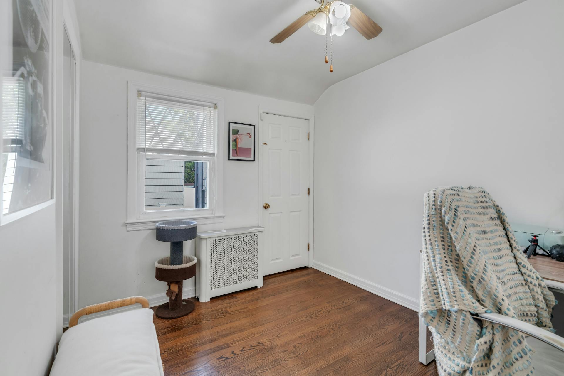 00-07 Midland Avenue