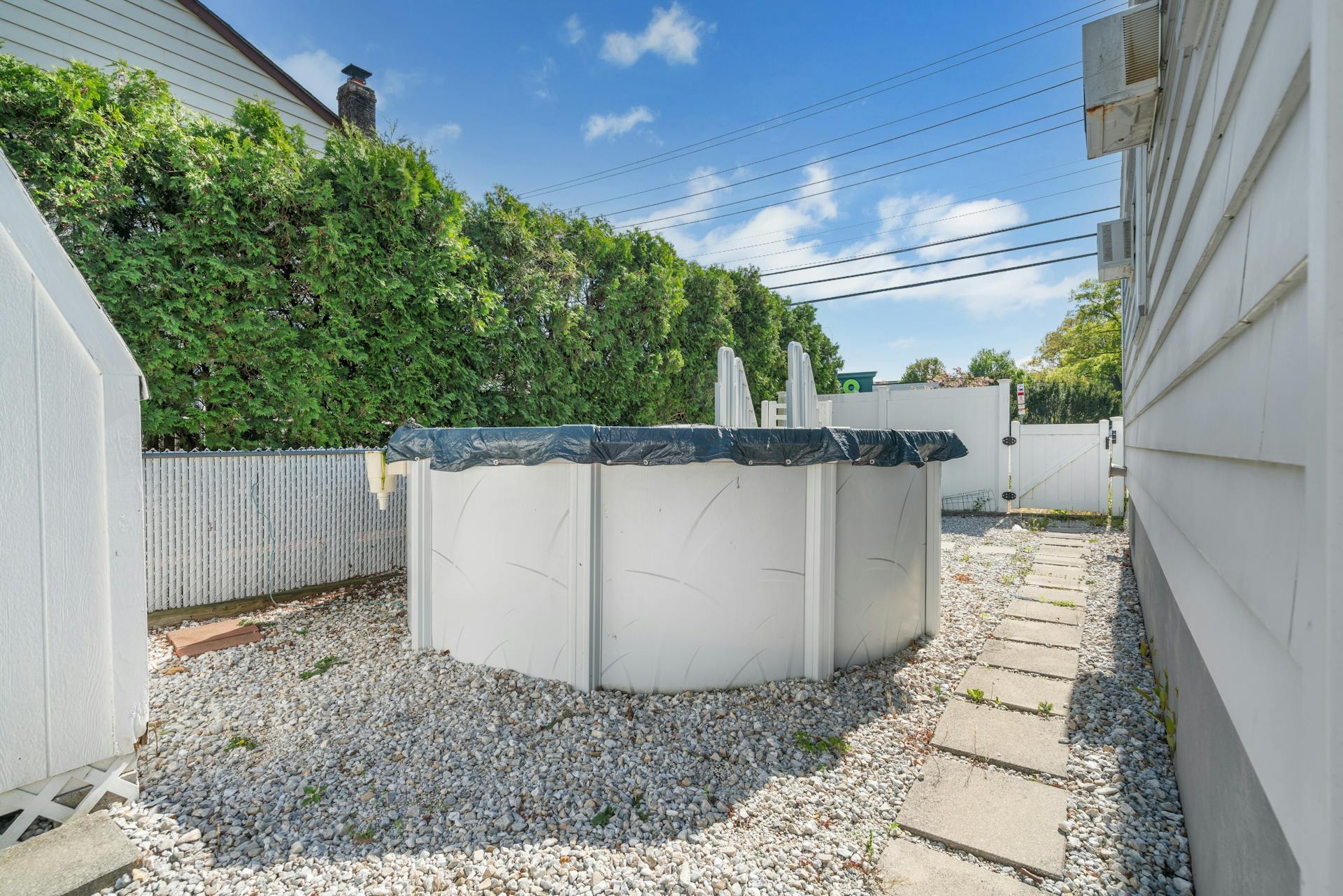 00-07 Midland Avenue