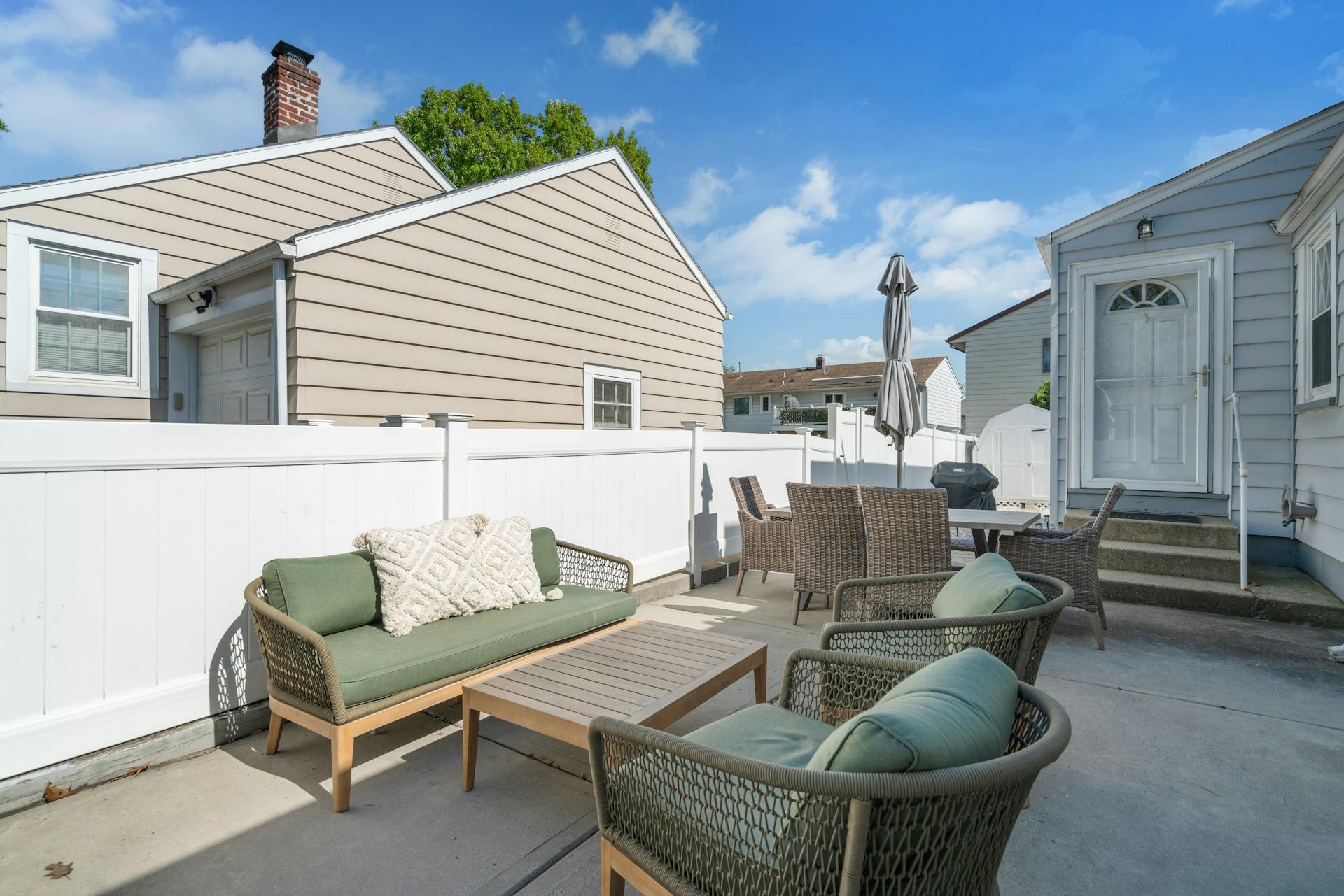 00-07 Midland Avenue